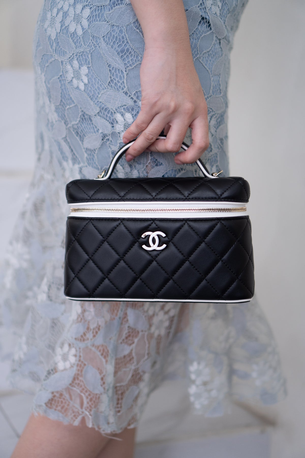 Small Vanity Chain Case – Black Quilted Lambskin with White Piping