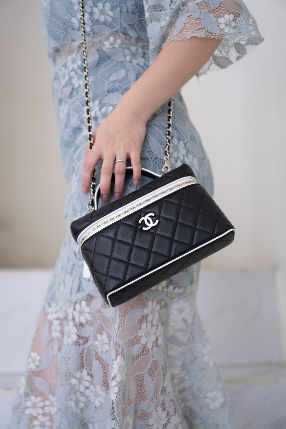 Small Vanity Chain Case – Black Quilted Lambskin with White Piping