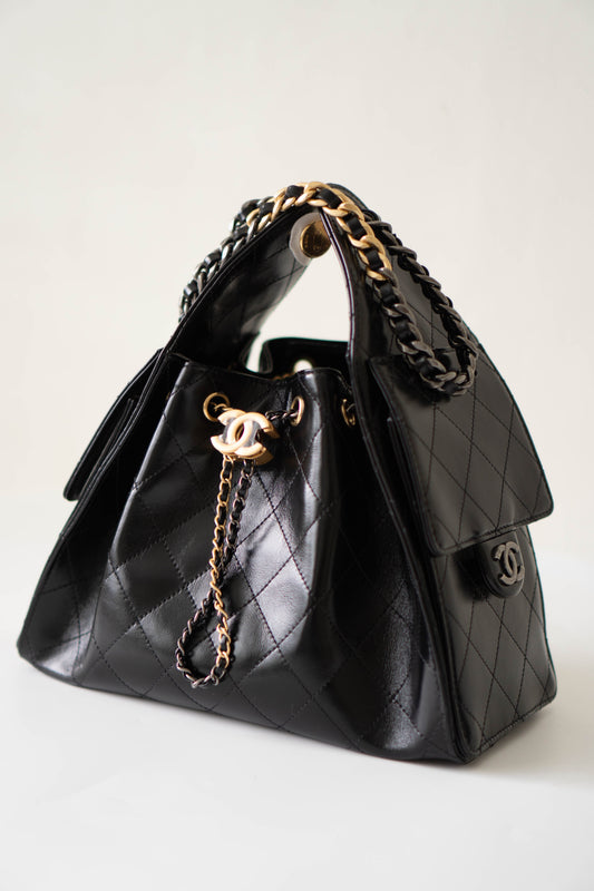 C25 Small Drawstring Bag – Shiny Lambskin with Gold Hardware
