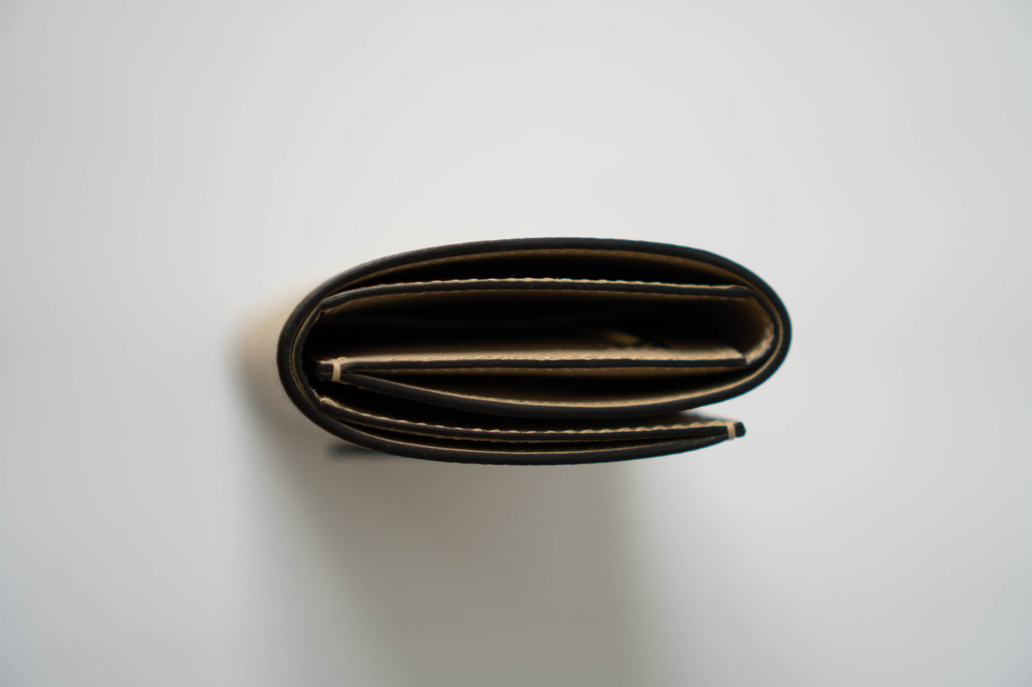 Bearn Compact Wallet – Trench Epsom