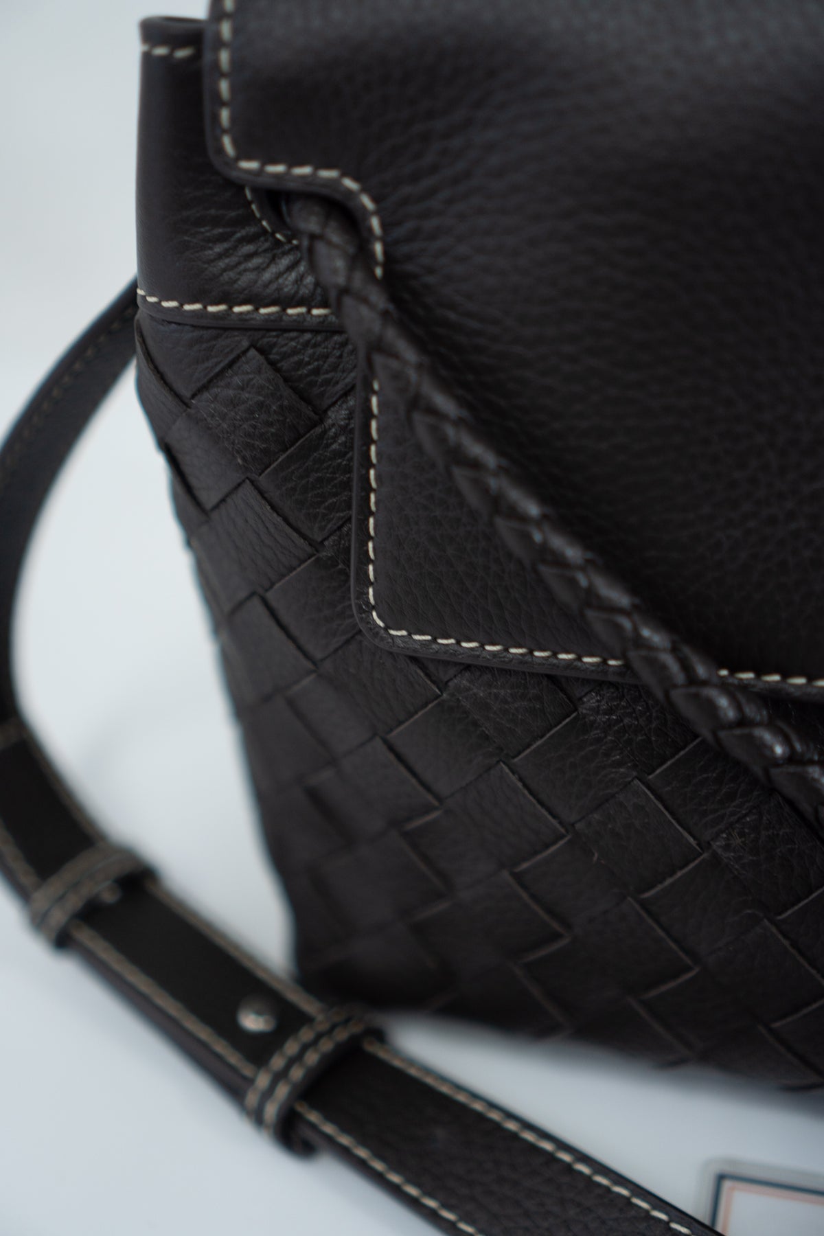Andiamo Messenger Bag – Dark Brown