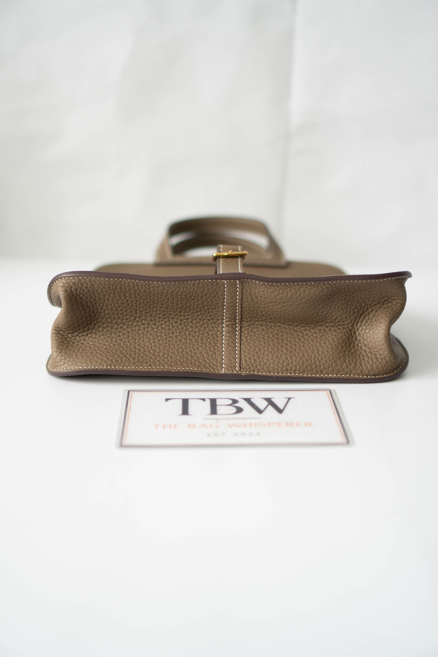 Halzan Top Handle Bag 25 – Etoupe Clemence with Palladium Hardware