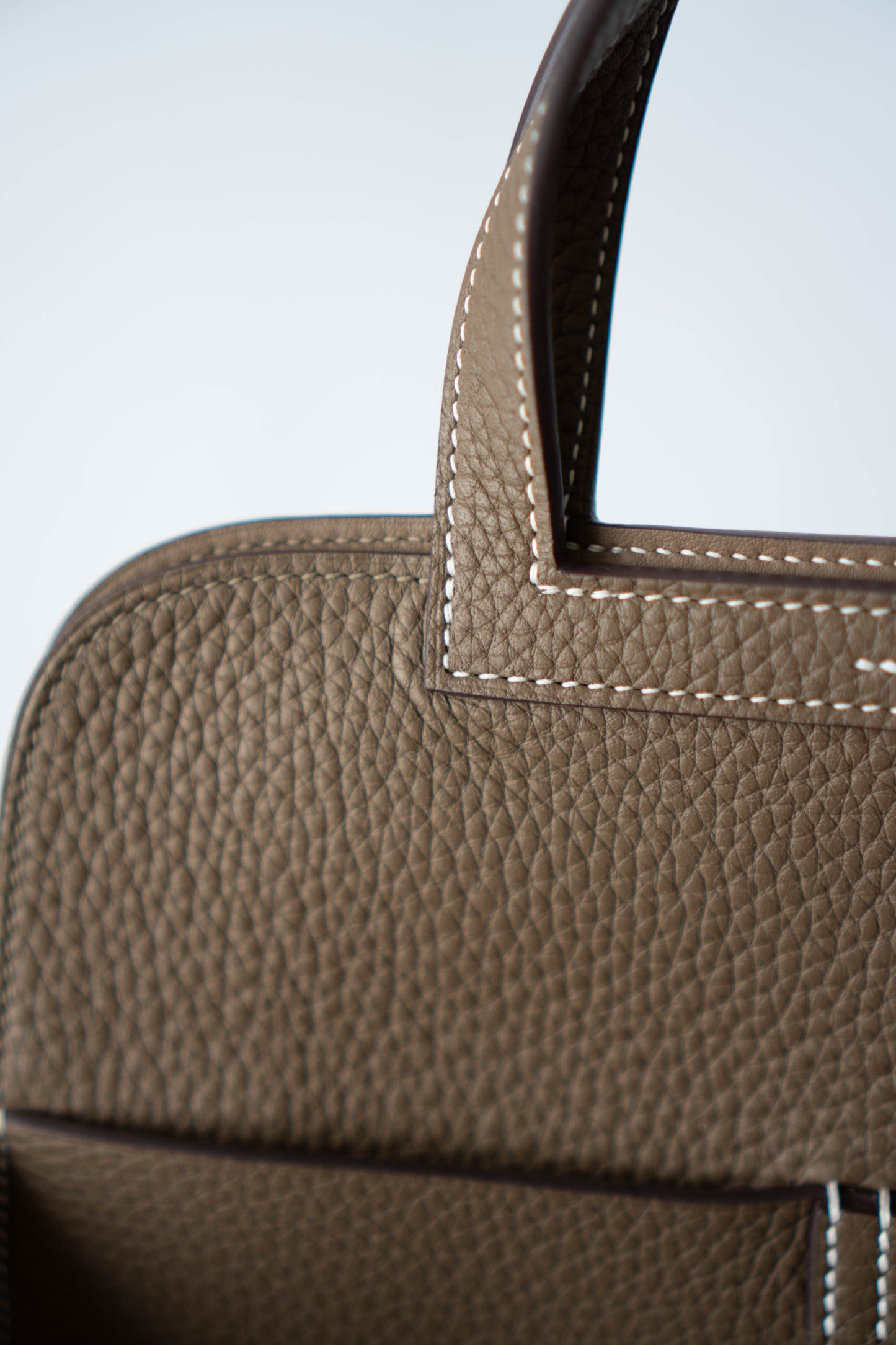 Halzan Top Handle Bag 25 – Etoupe Clemence with Palladium Hardware