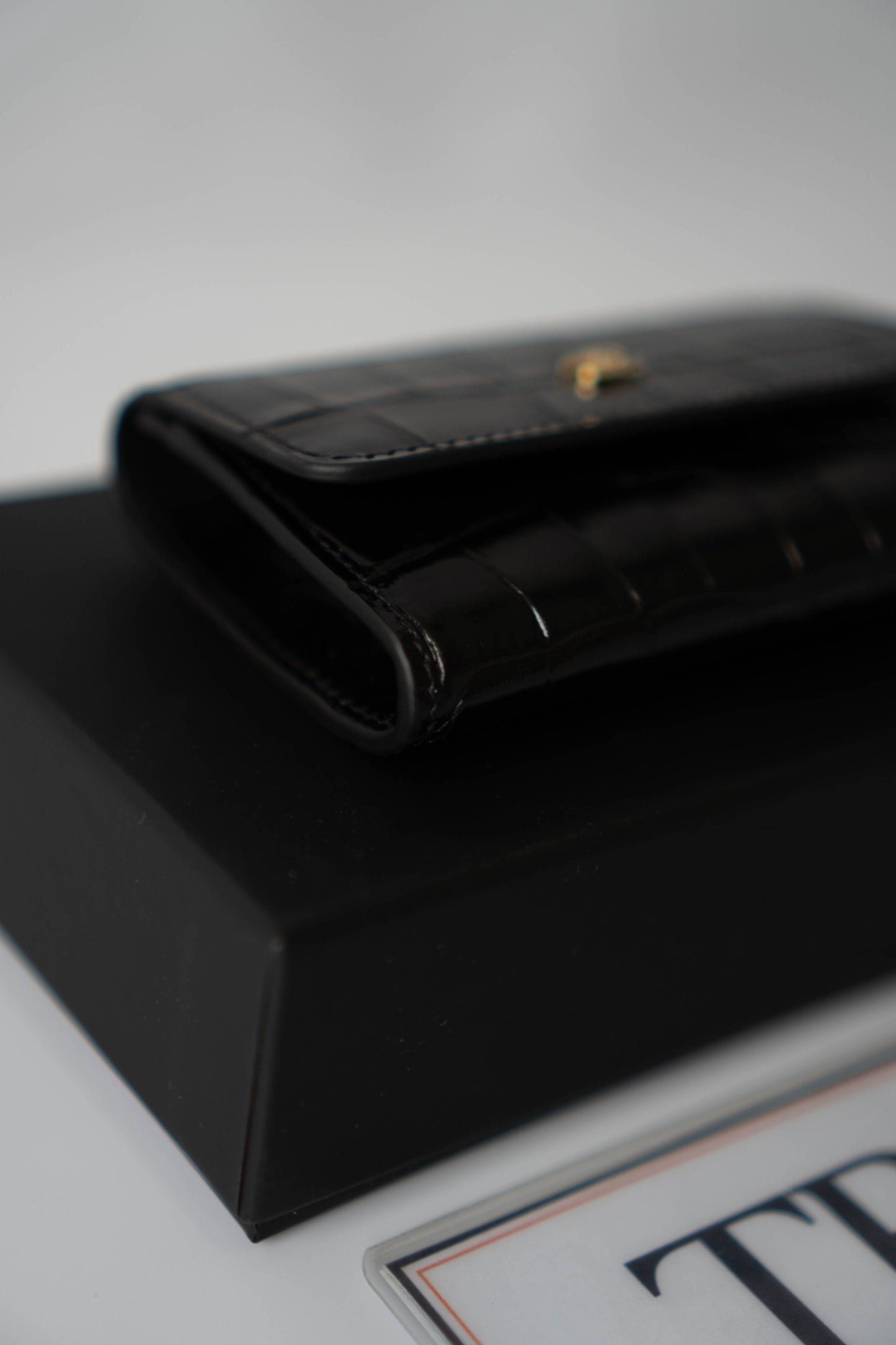 Compact Card Holder – Black Croc-Embossed Calfskin with Gold Hardware