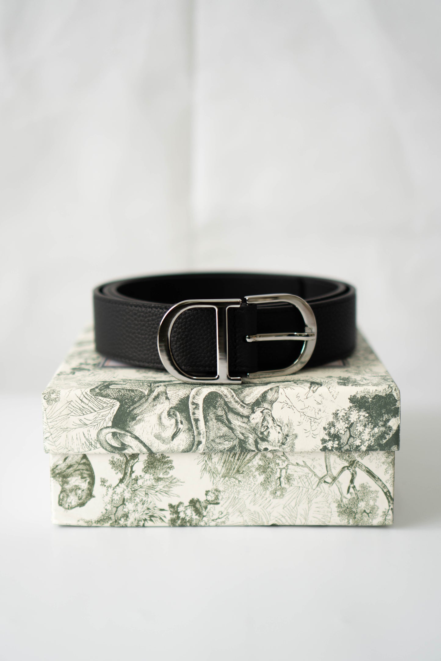Leather Belt – Black Taurillon with Palladium Buckle
