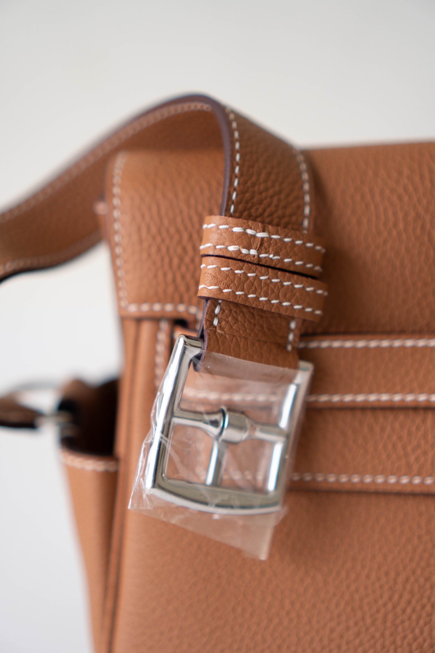 KL Messenger PM – Gold Clemence Leather with Palladium Hardware