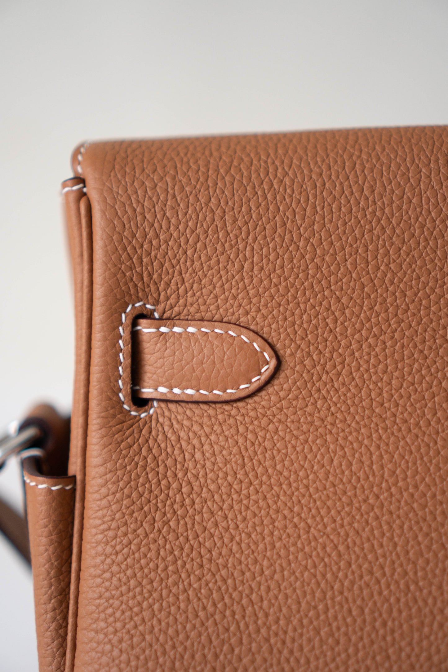 KL Messenger PM – Gold Clemence Leather with Palladium Hardware