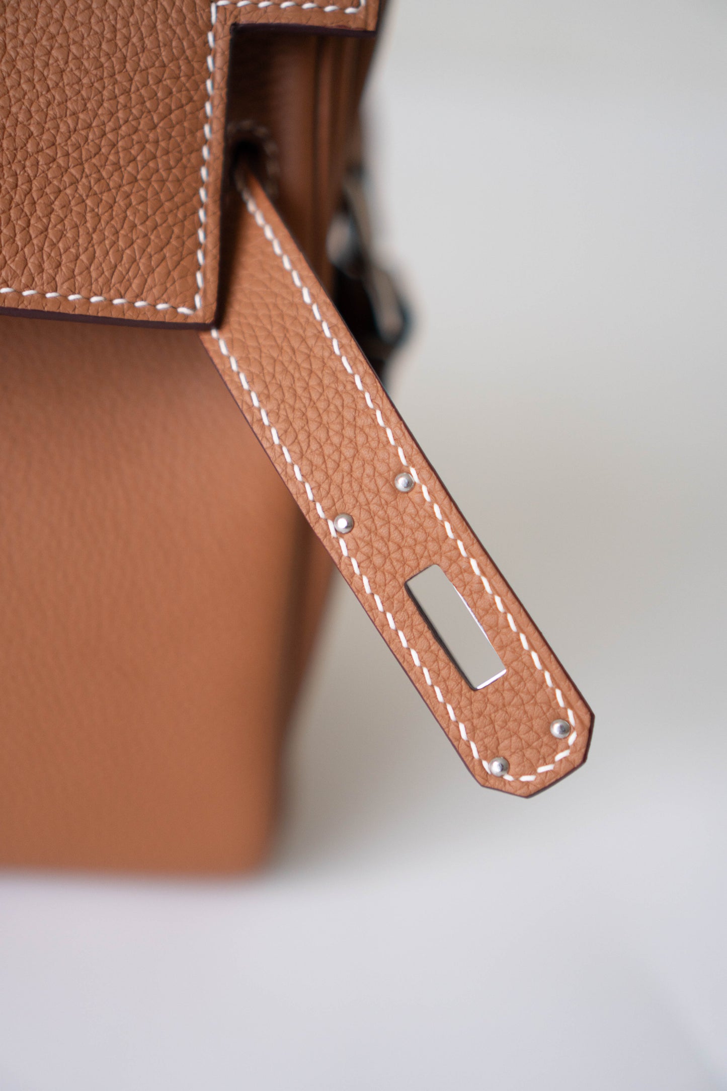 KL Messenger PM – Gold Clemence Leather with Palladium Hardware