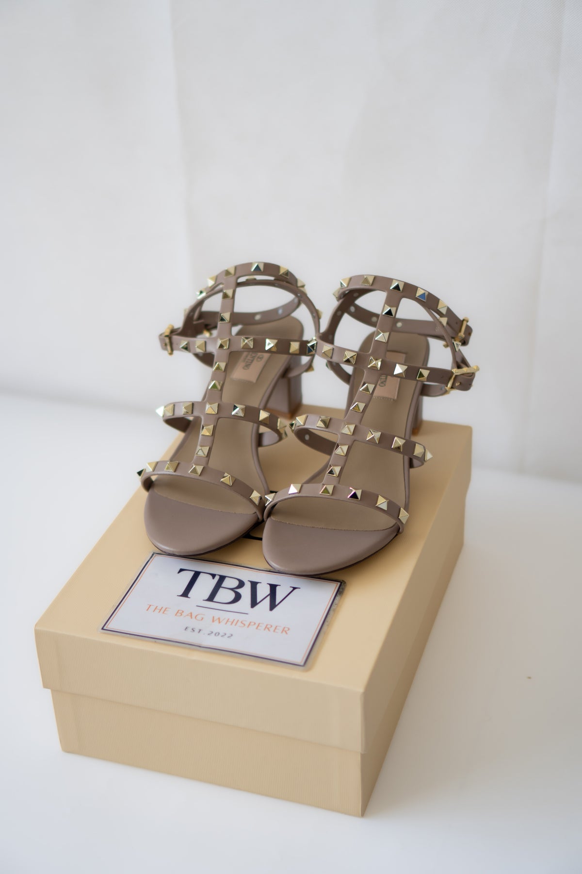 Rockstud Caged Block-Heel Sandals – Taupe / Warm Beige Leather