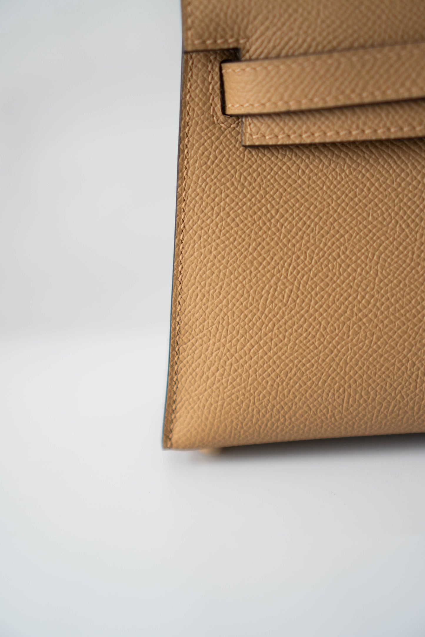 Mini KL II – Chai Epsom with Gold Hardware