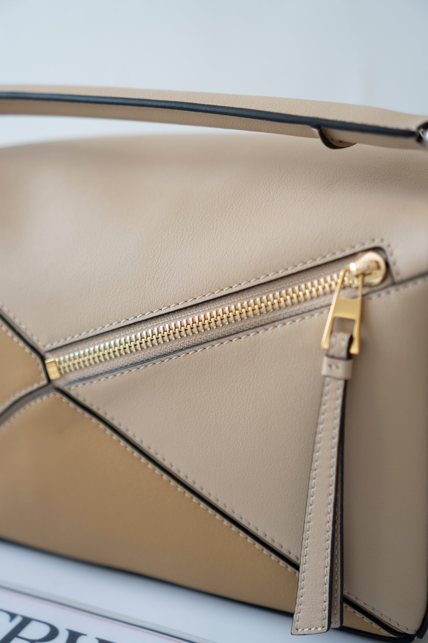 Small Puzzle Bag – Dusty Beige & Soft White