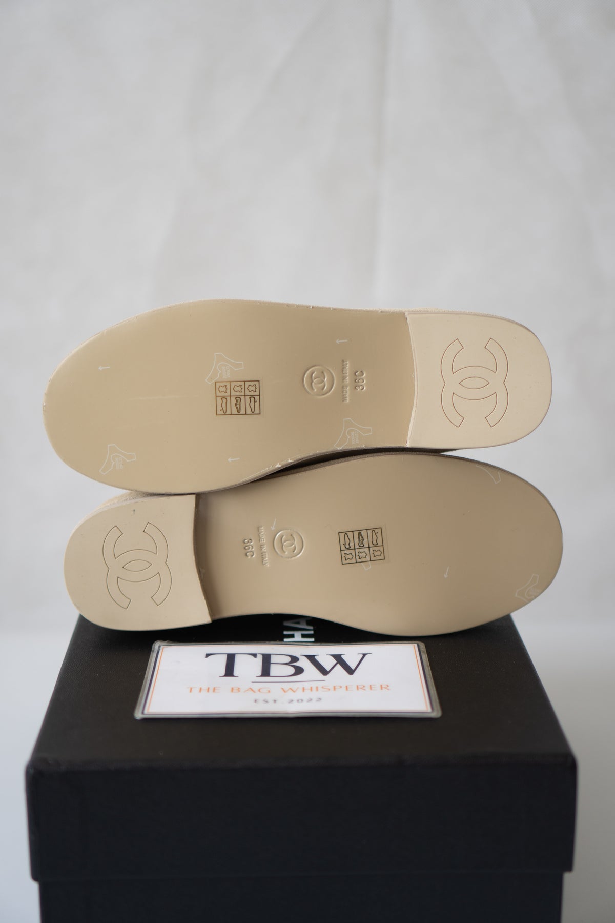 Suede Loafers – Beige Suede