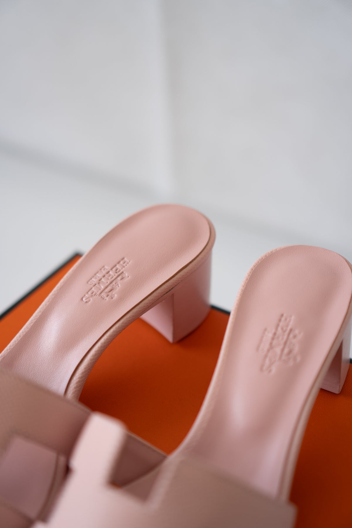 Oasis Block-Heel Slide Sandals – Rose / Soft Pink Epsom Leather