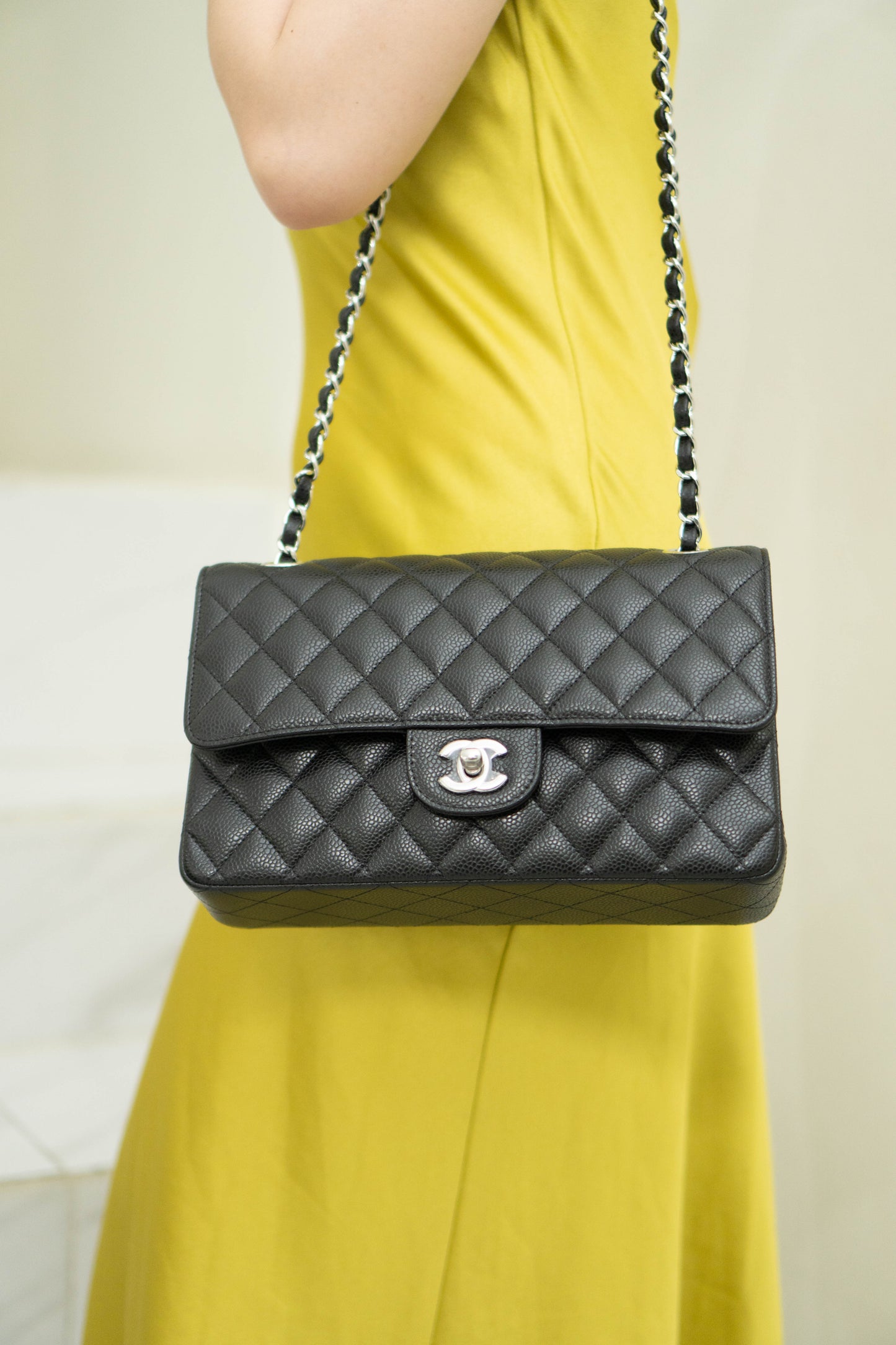 Classic Flap Medium – Black Caviar Leather with Silver Hardware