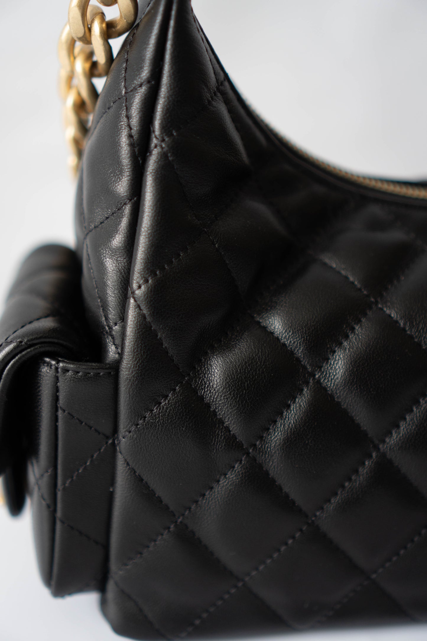 Trendy Pockets Hobo Bag – Black Lambskin (25C Cruise Collection)