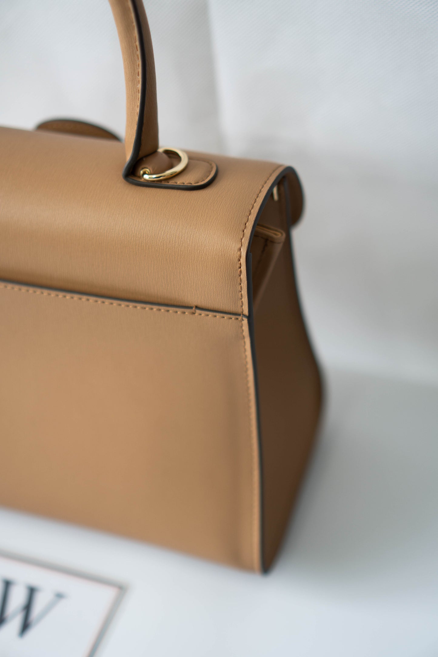 Brillant PM – Vison (warm taupe) Box Calf
