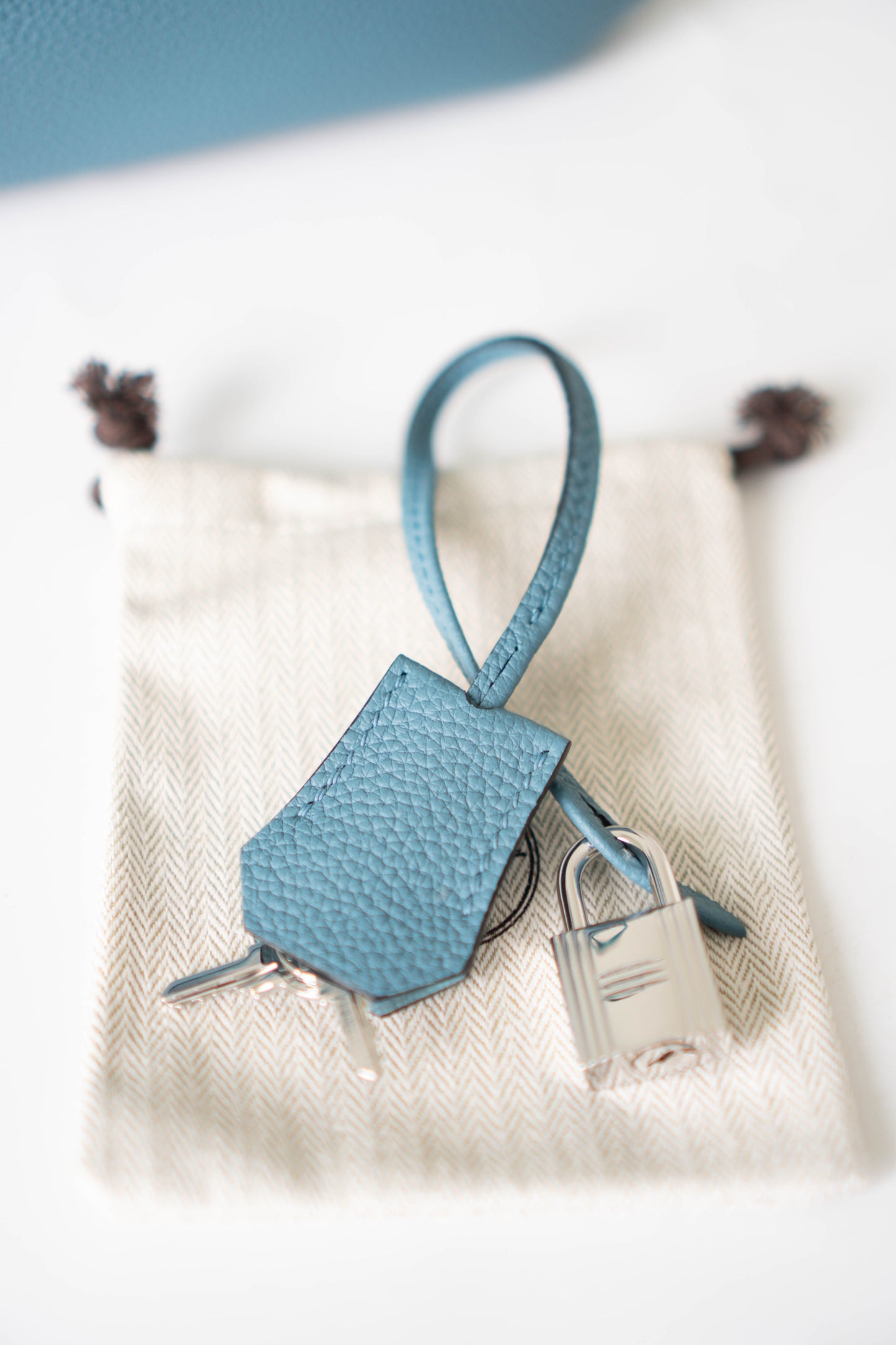 BK 40 – Blue Jean Togo Leather with Palladium Hardware