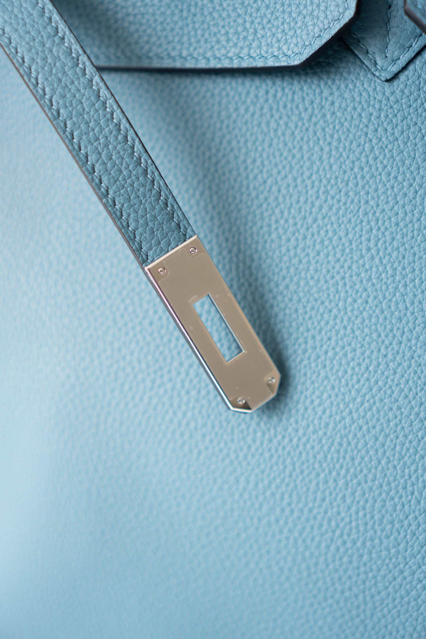 BK 40 – Blue Jean Togo Leather with Palladium Hardware