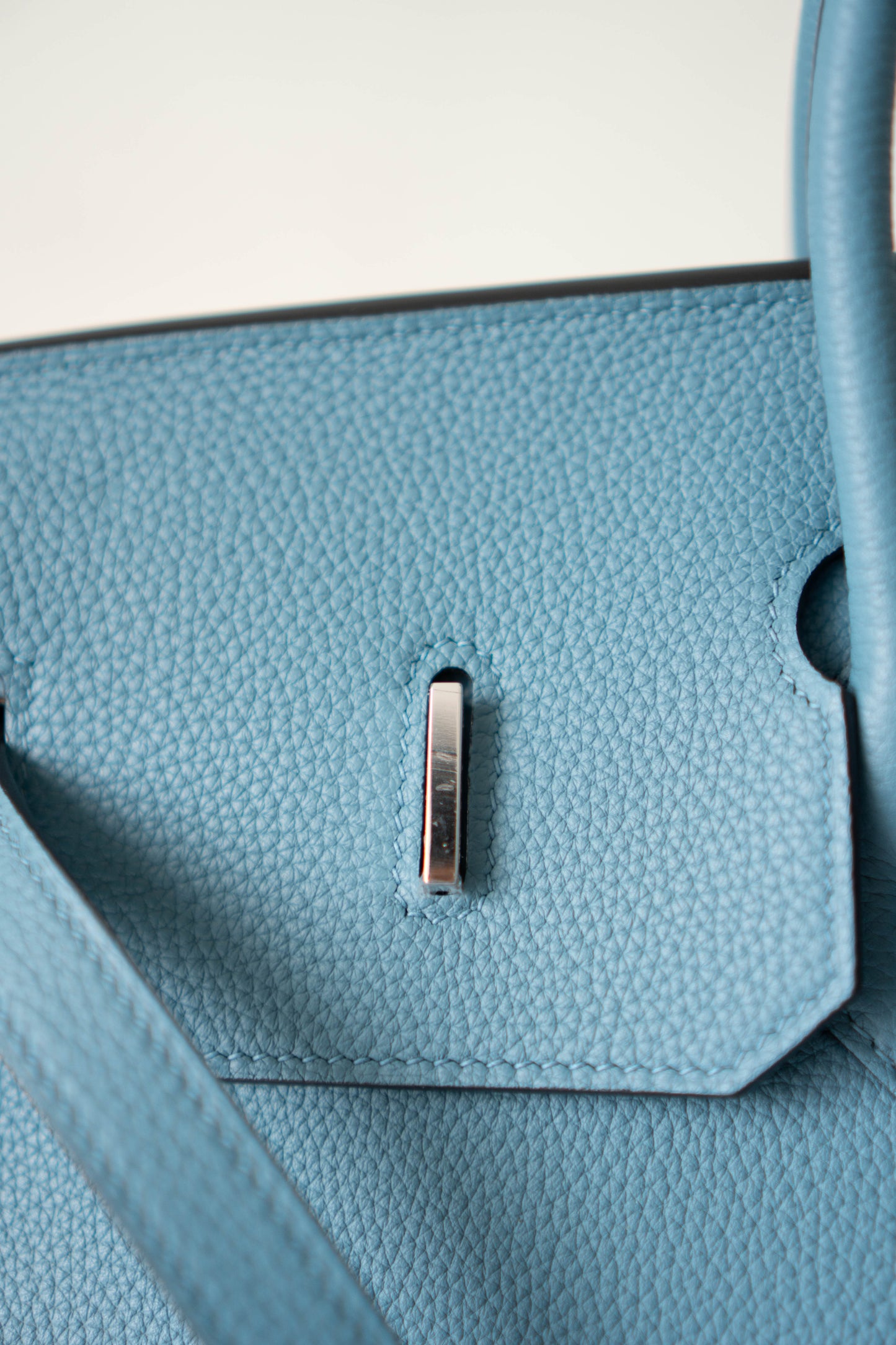 BK 40 – Blue Jean Togo Leather with Palladium Hardware