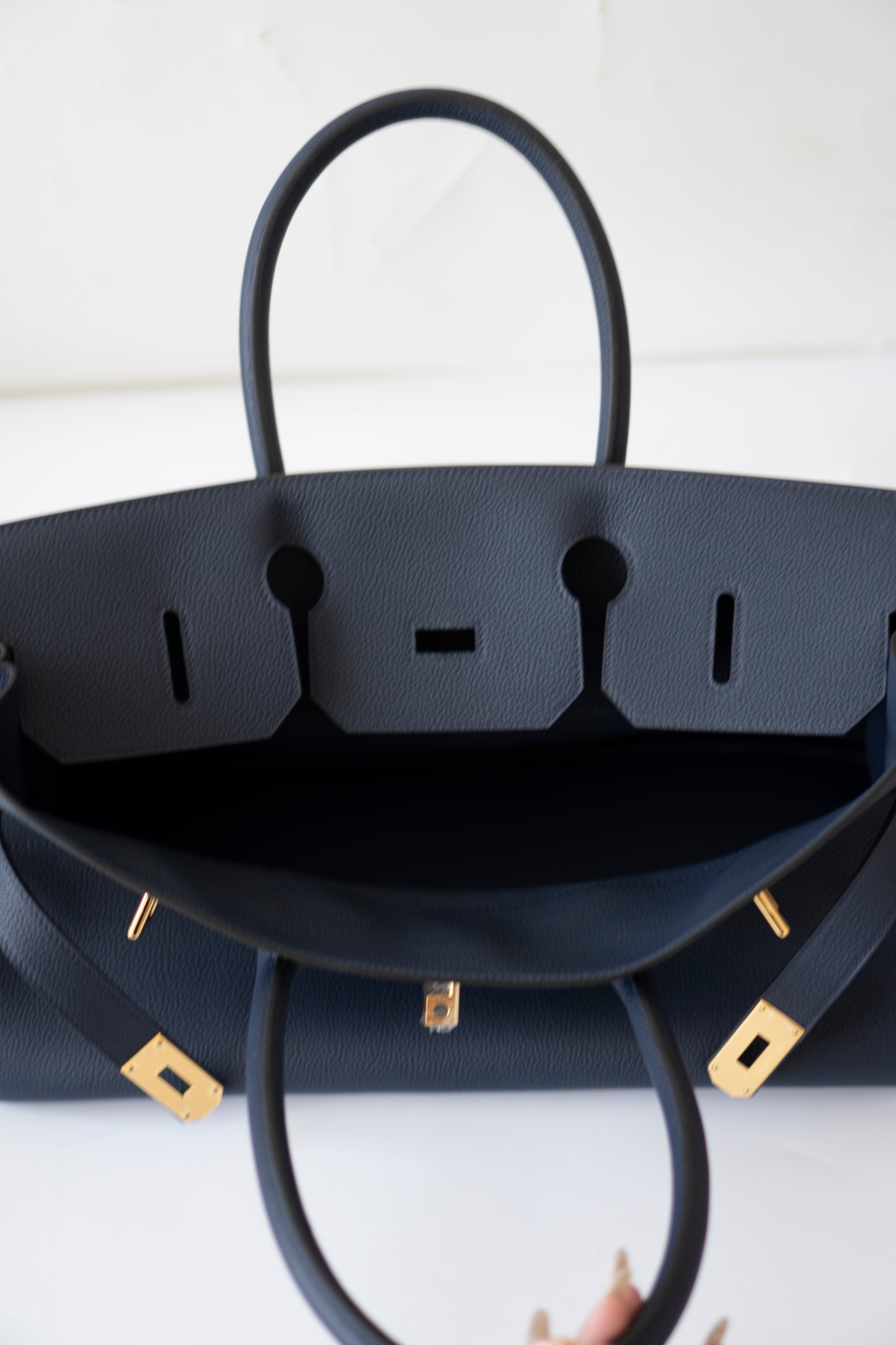 BK Shoulder Bag 42 – Blue Saphir with Gold Hardware