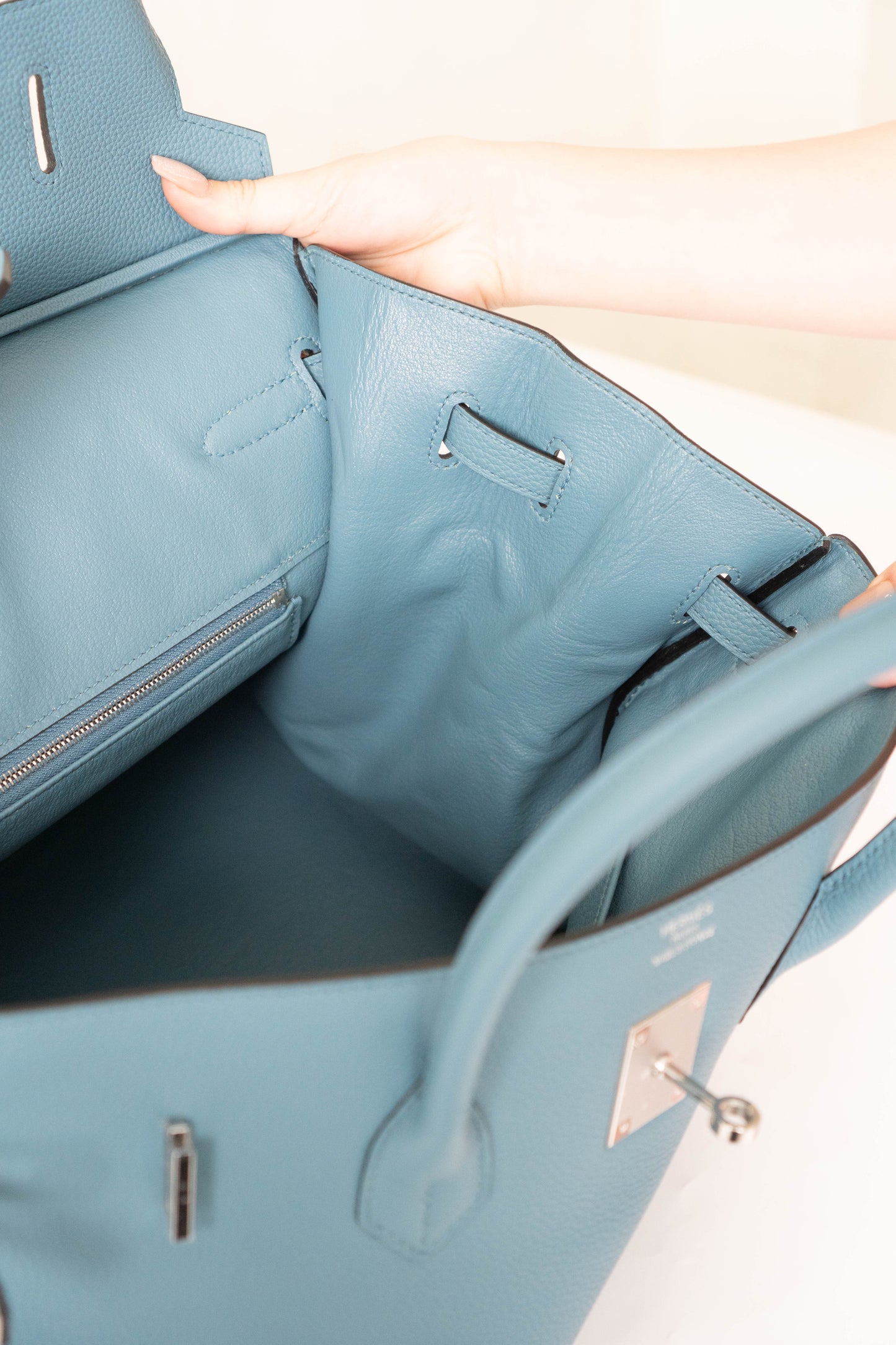 BK 40 – Blue Jean Togo Leather with Palladium Hardware