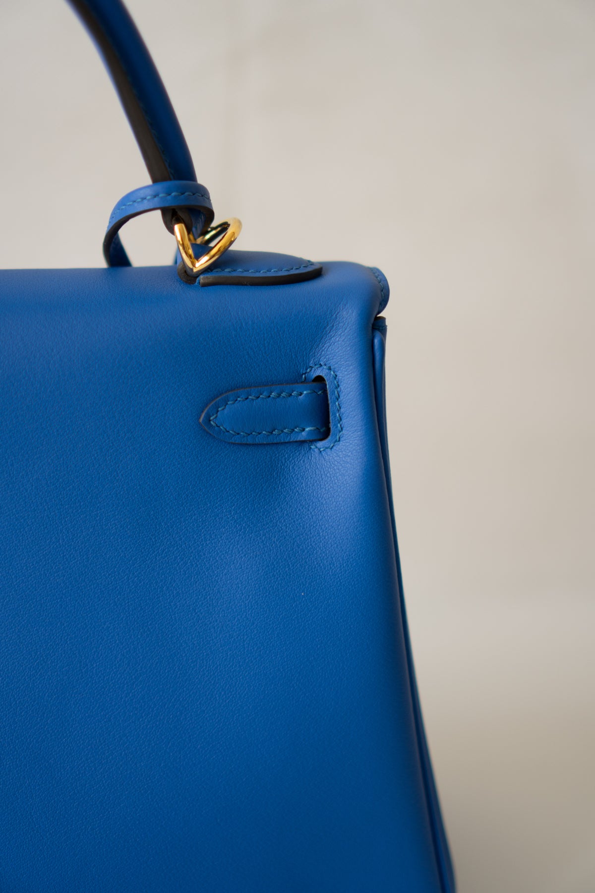 KL 25 Sellier – Blue France Swift Leather with Gold Hardware