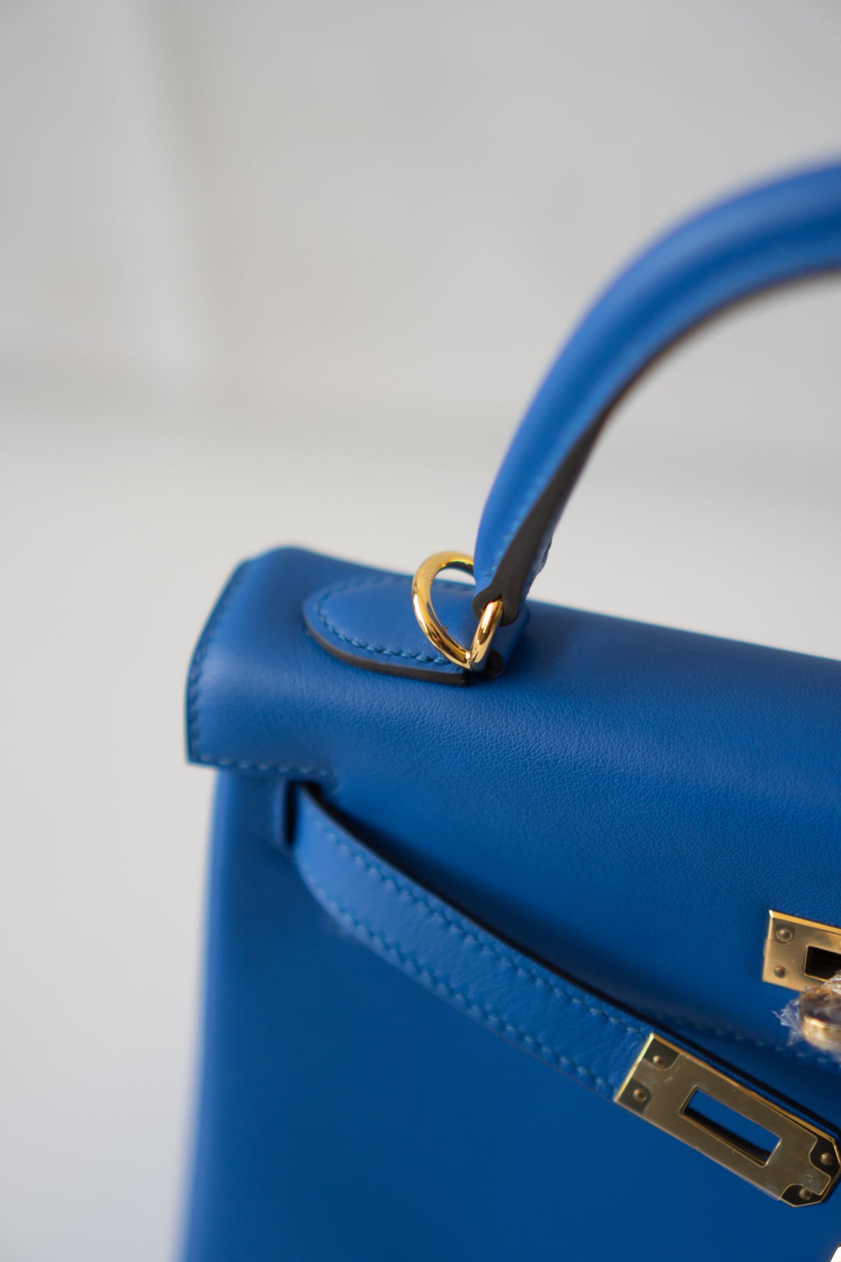 KL 25 Sellier – Blue France Swift Leather with Gold Hardware