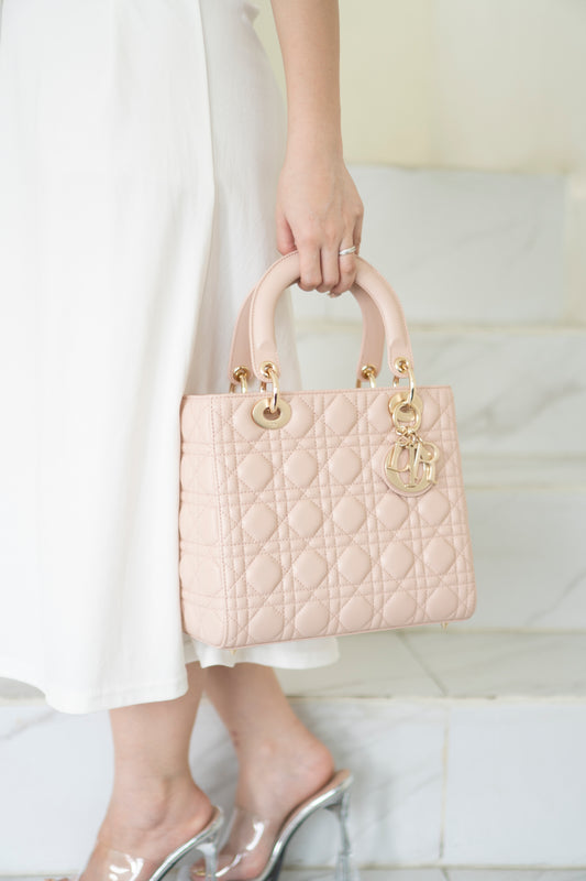 Lady D Medium – Powder Pink Lambskin with Light Gold Hardware