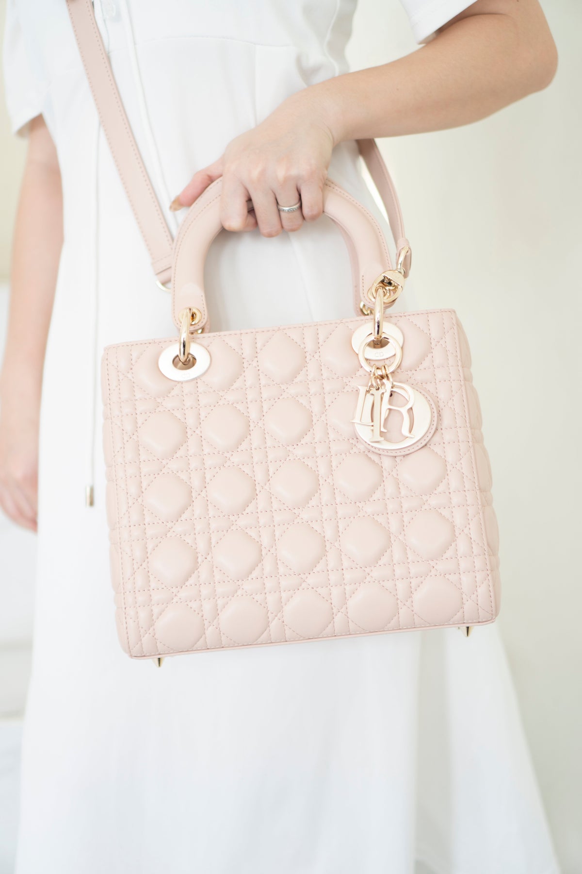 Lady D Medium – Powder Pink Lambskin with Light Gold Hardware