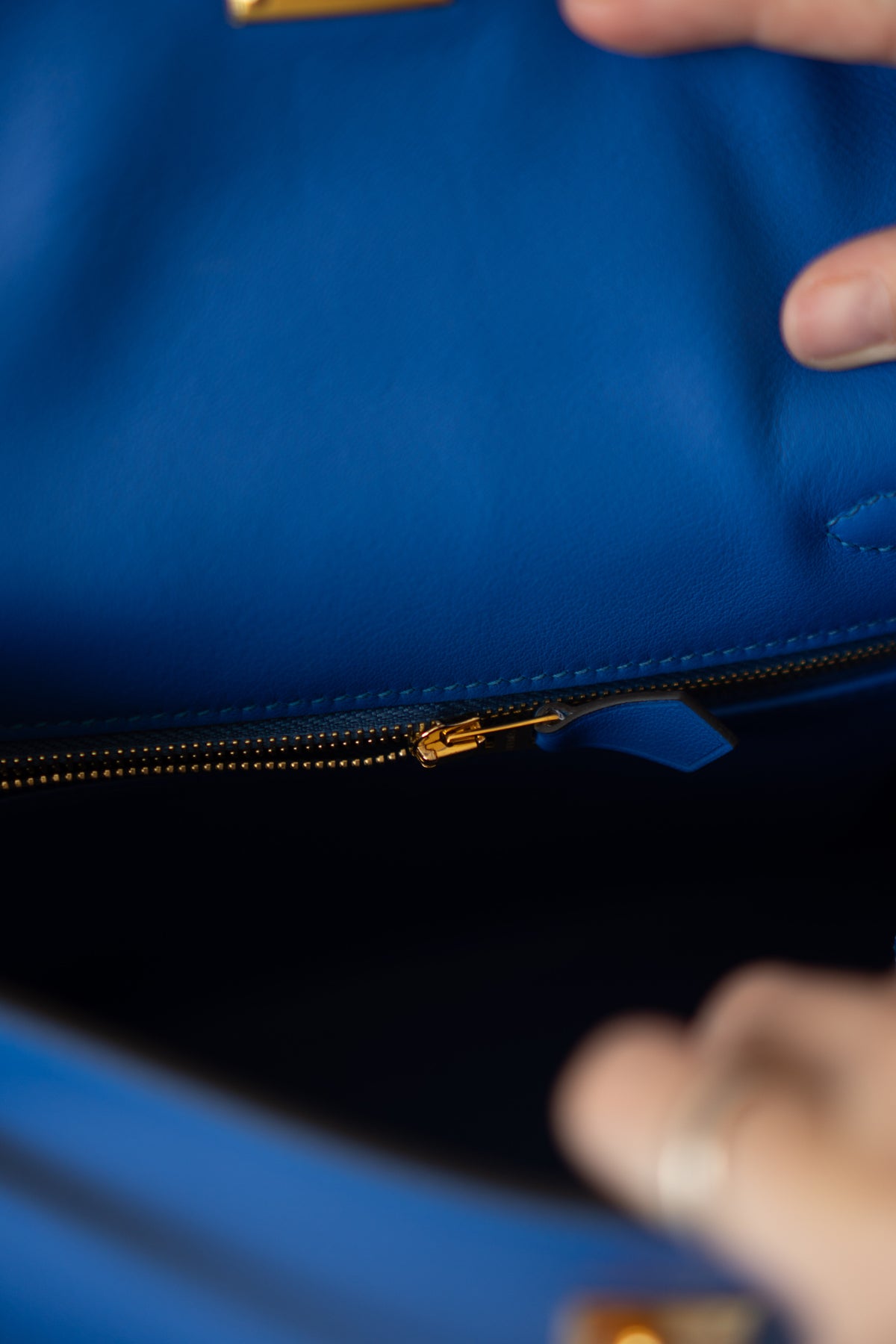 KL 25 Sellier – Blue France Swift Leather with Gold Hardware