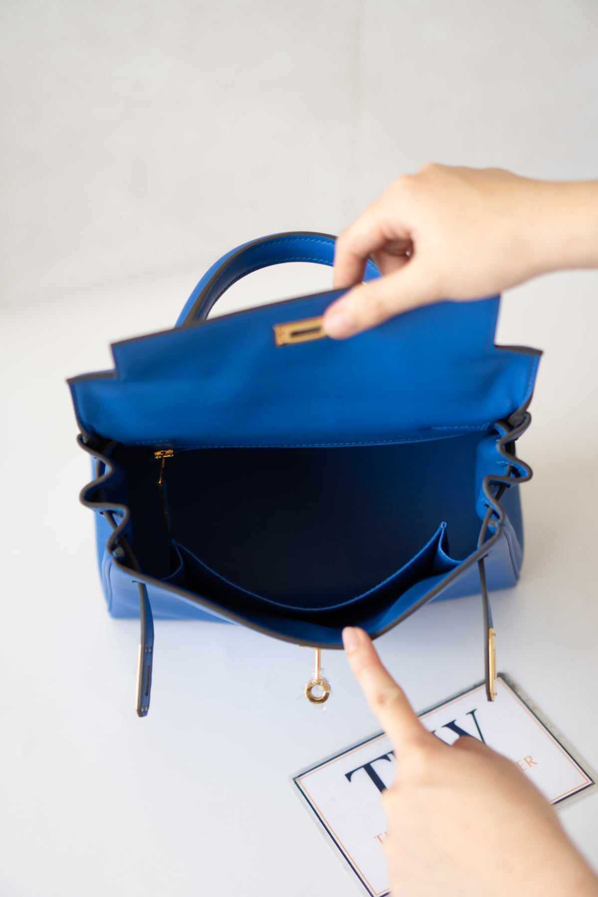 KL 25 Sellier – Blue France Swift Leather with Gold Hardware