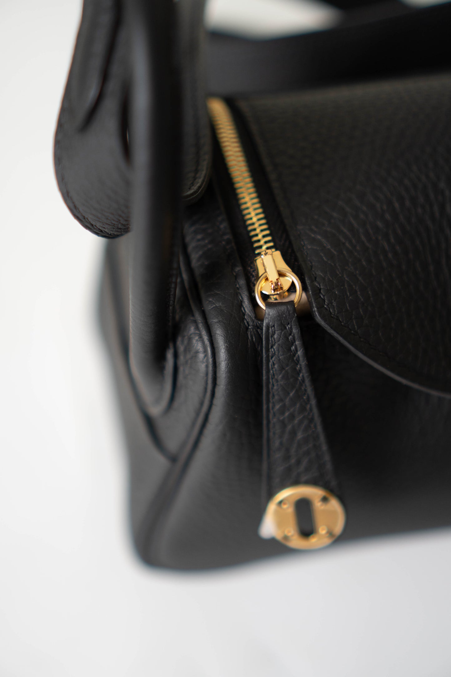Mini Lind – Black Clemence Leather with Gold Hardware