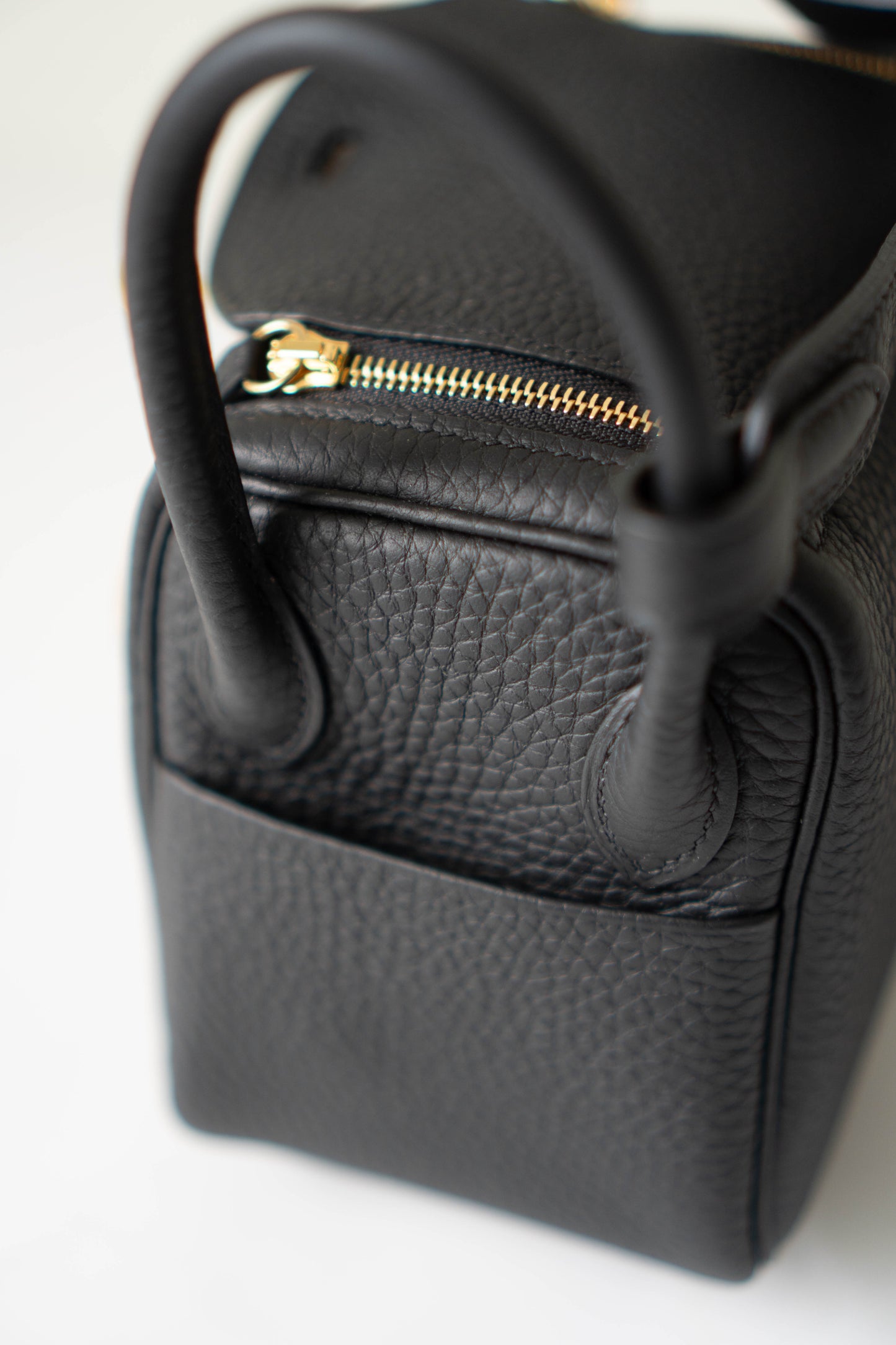 Mini Lind – Black Clemence Leather with Gold Hardware