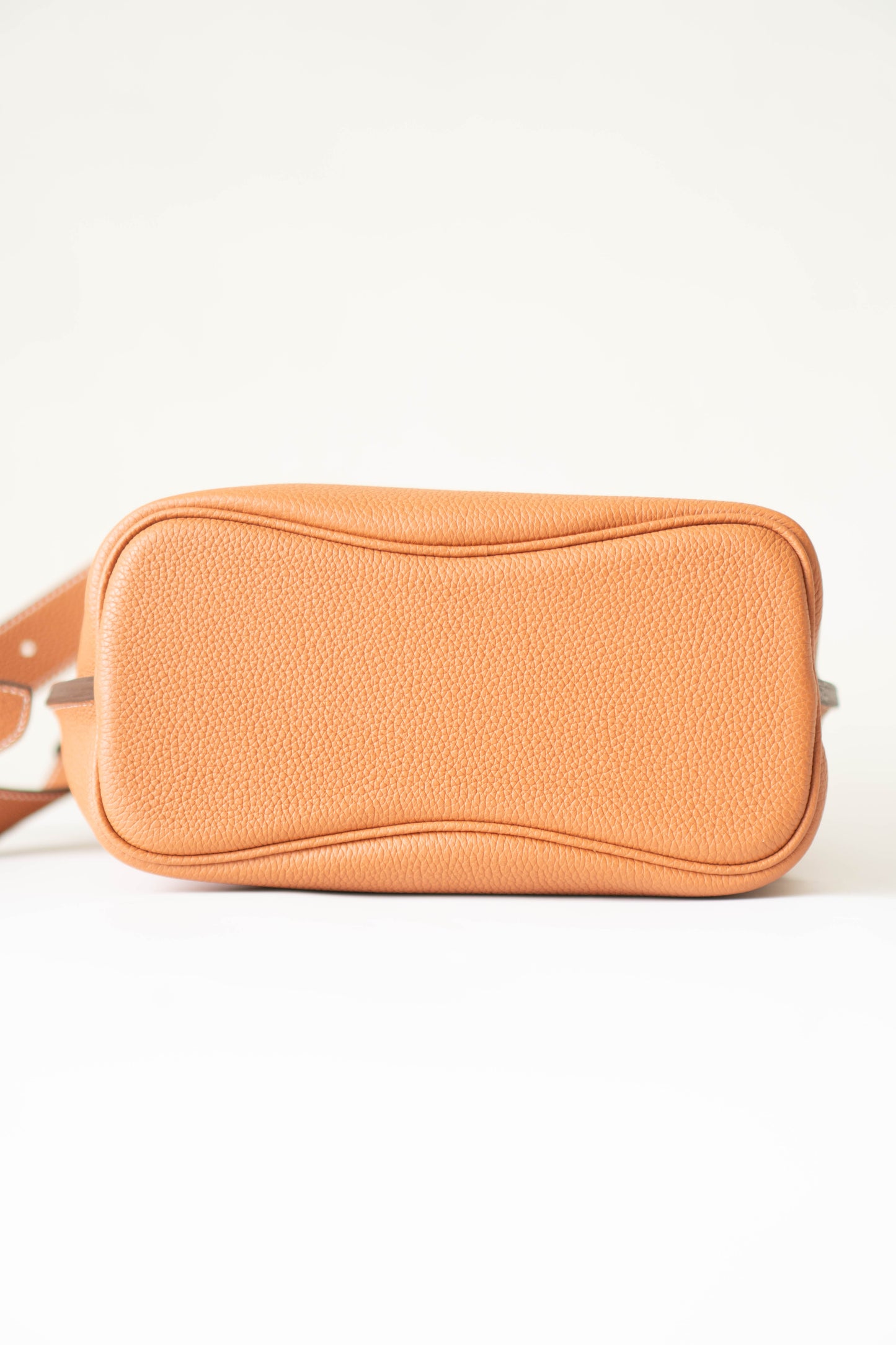 So KL 22 in Gold Clemence Calfskin with Gold Hardware