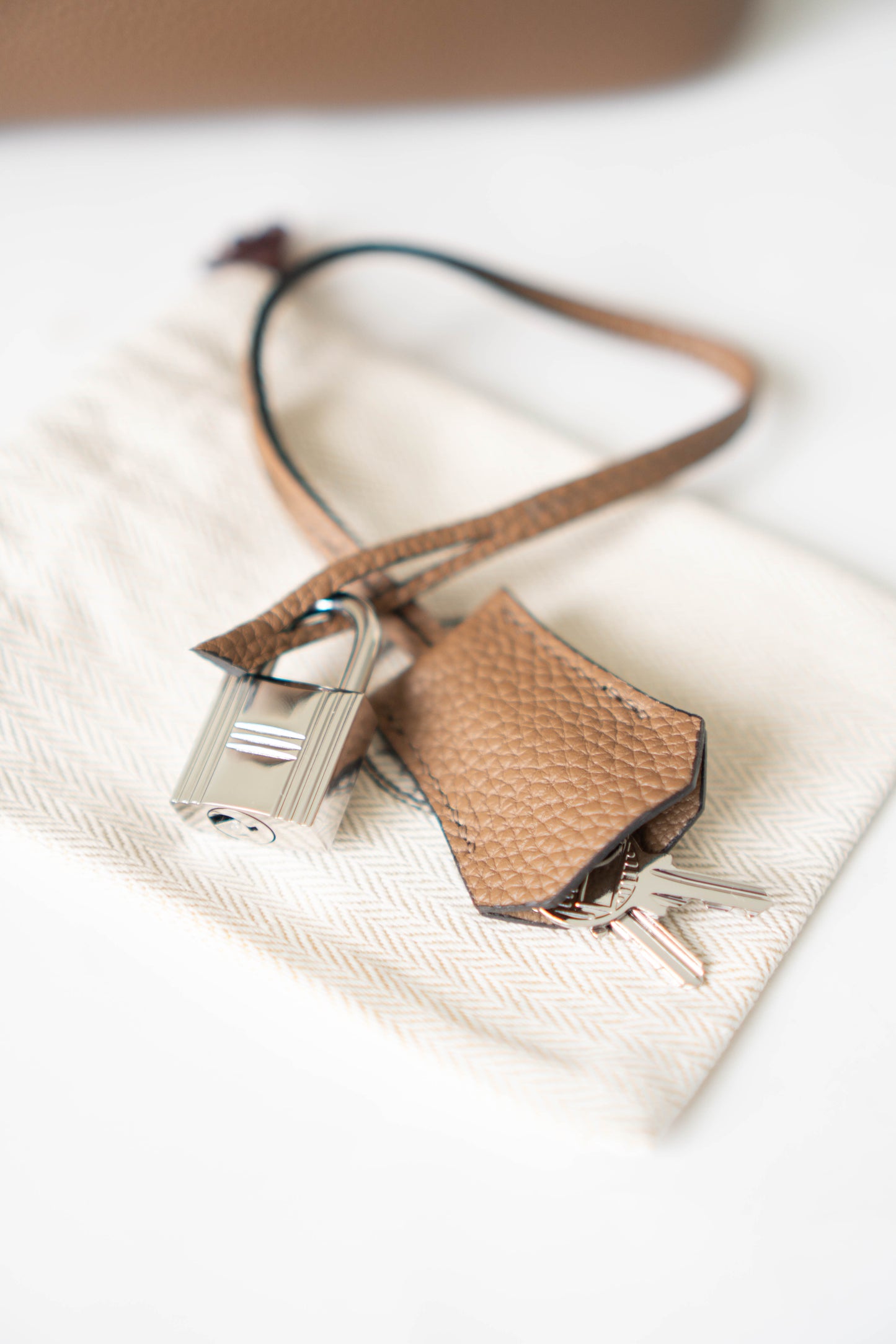 So KL 22 in Alezan Clemence Calfskin with Palladium Hardware
