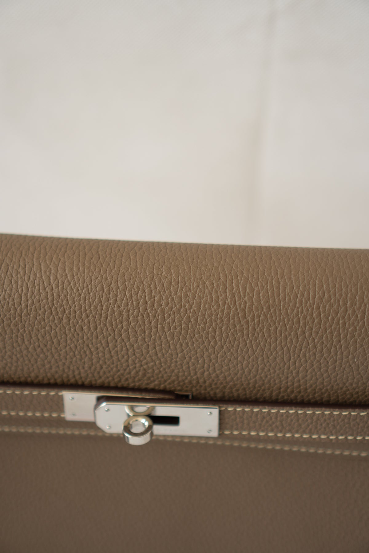 KL Danse – Etoupe Togo Leather with Palladium Hardware