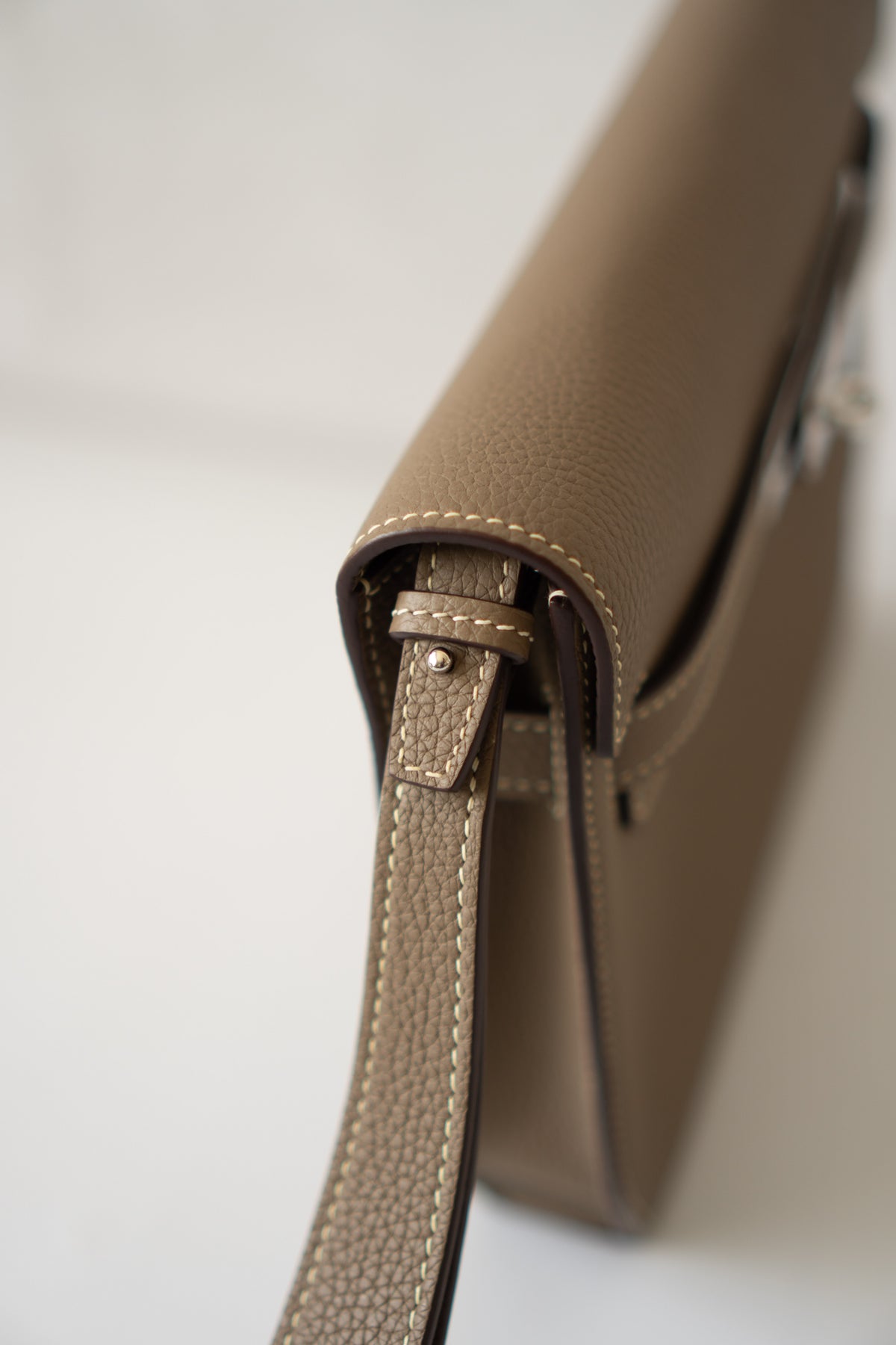 KL Danse – Etoupe Togo Leather with Palladium Hardware