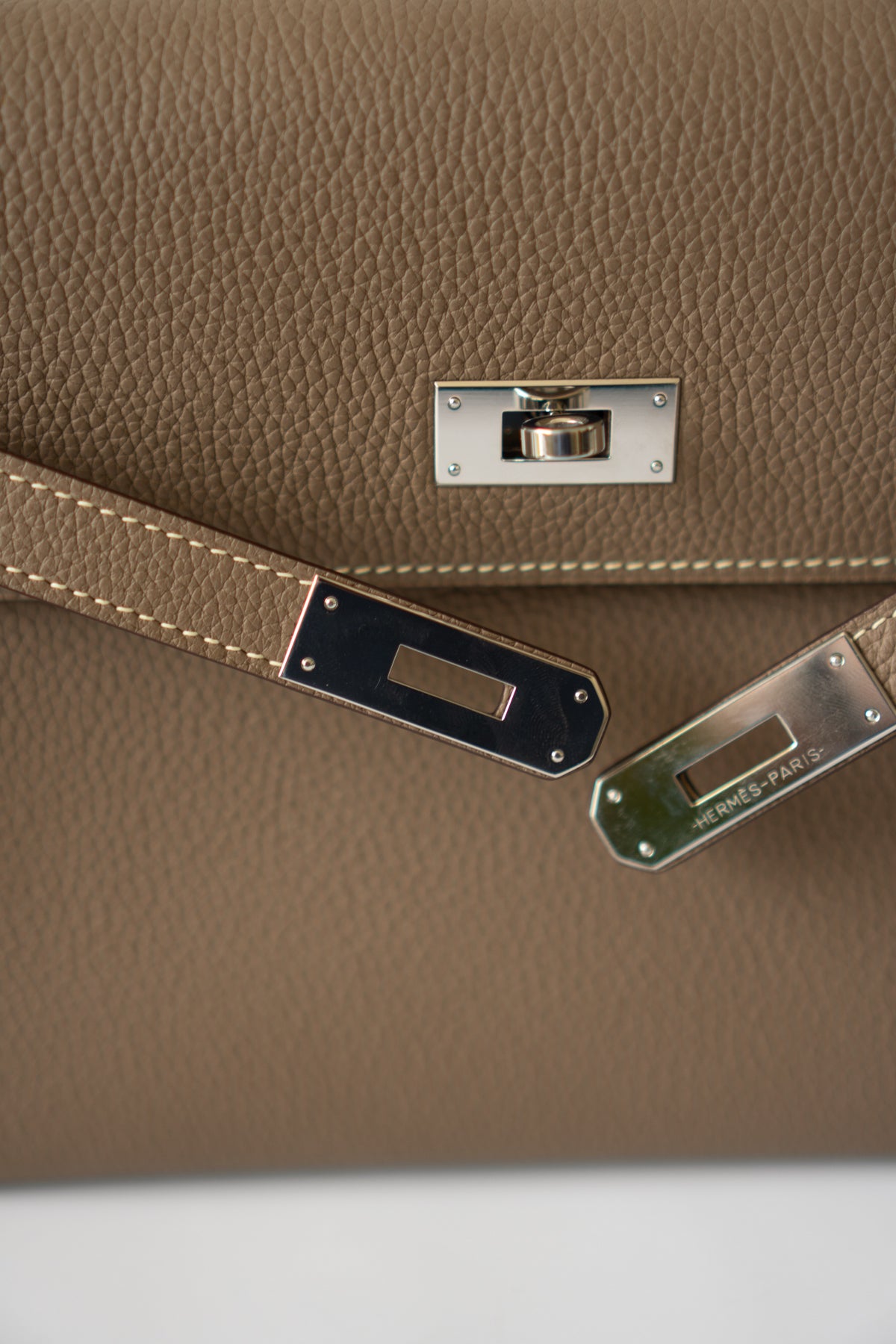KL Danse – Etoupe Togo Leather with Palladium Hardware