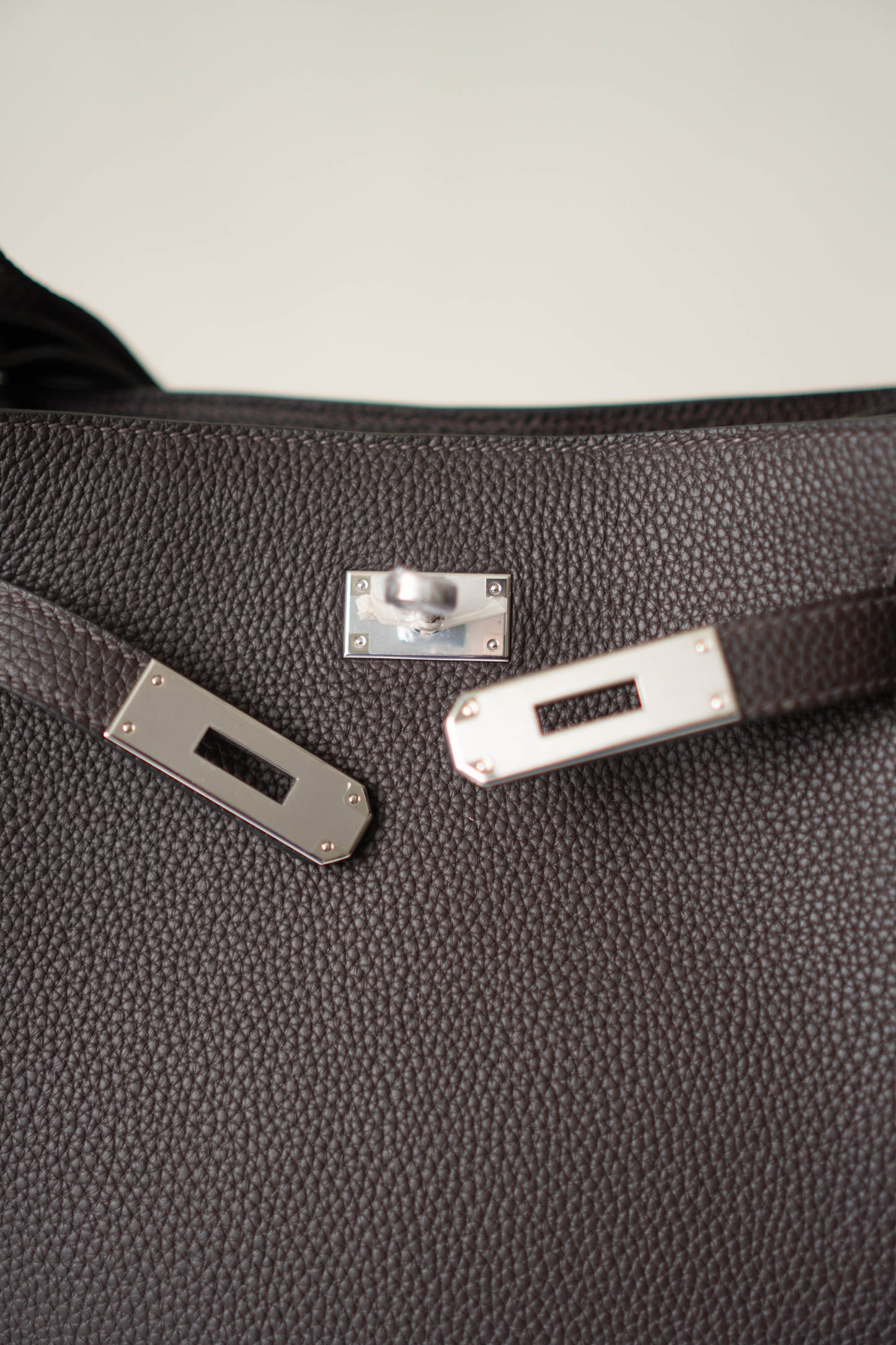 So KL 22 in Ebene Clemence Leather with Palladium Hardware