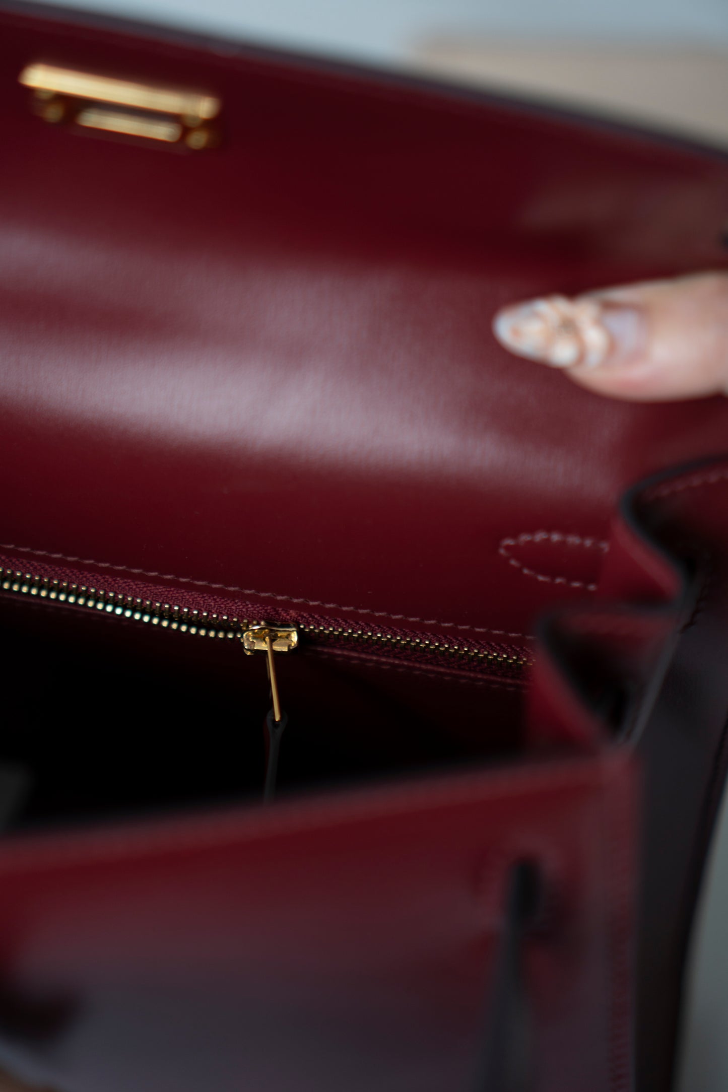 KL 25 – Rouge H Box Leather with Gold Hardware