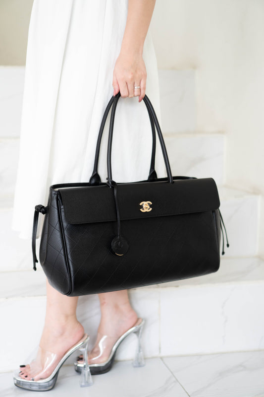 Large East-West Shopping Tote – Black Caviar with Gold Hardware