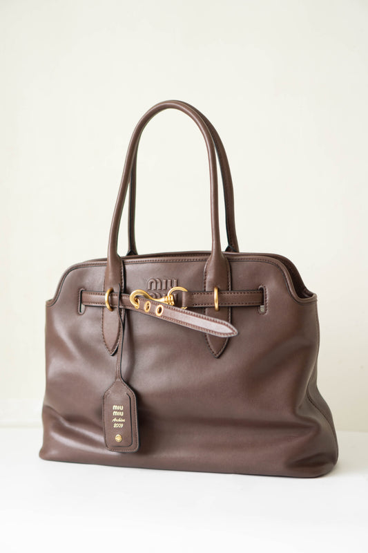 Aventure Top Handle Tote – Brown Nappa Leather with Gold Hardware