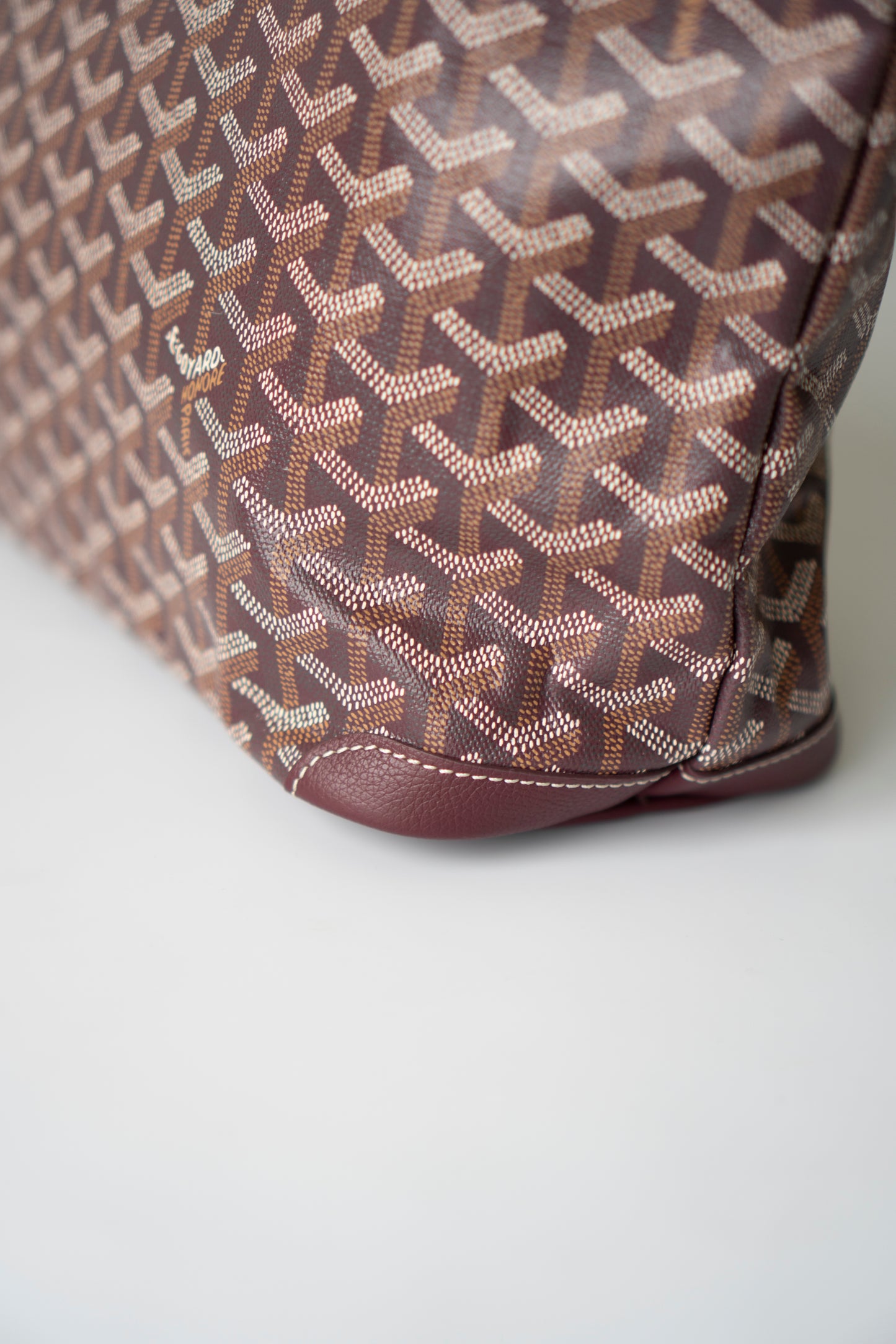 Artois PM – Burgundy Trim Coated Canvas Tote