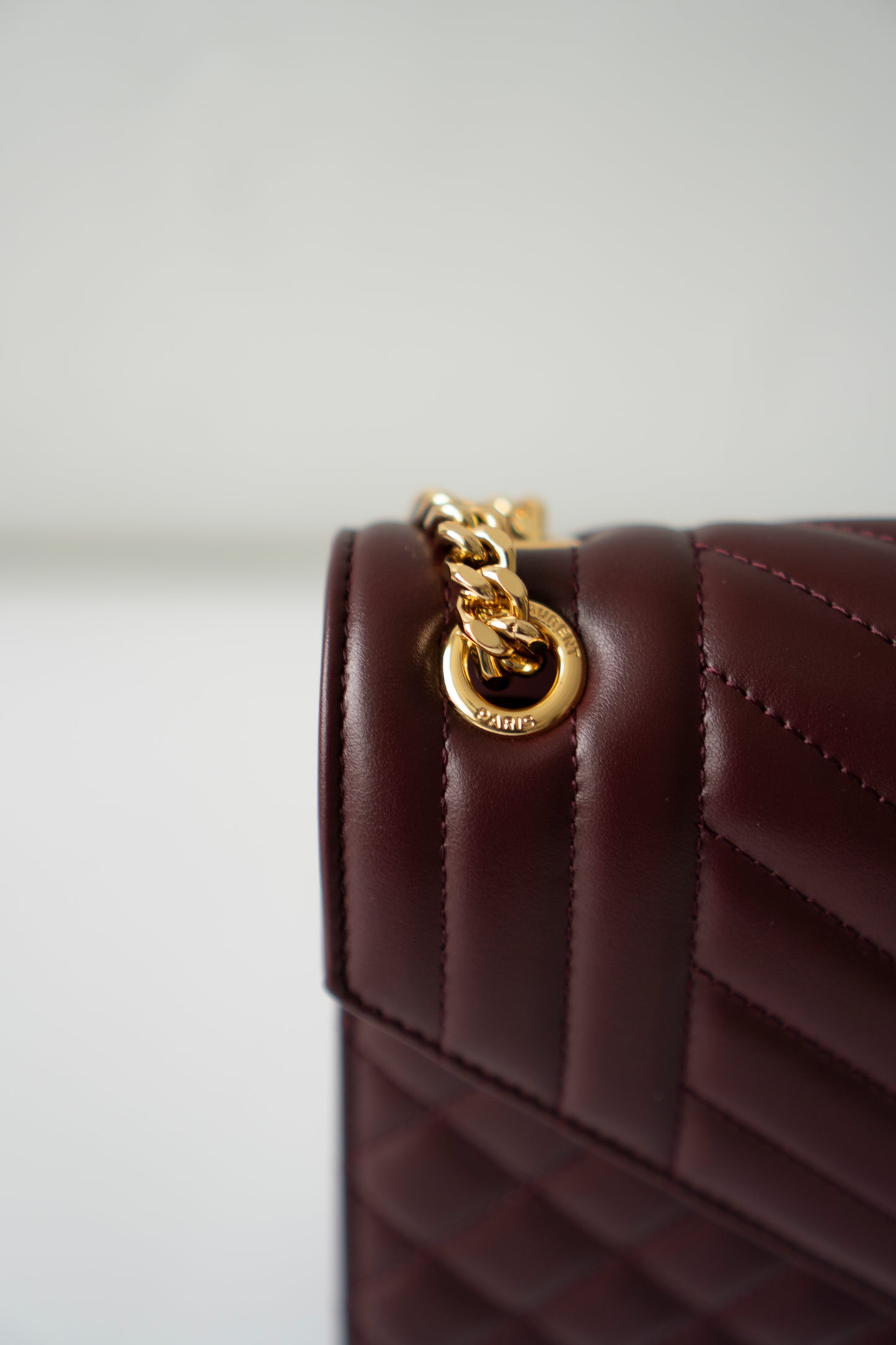 Envelope Medium – Burgundy Lambskin with Gold Hardware