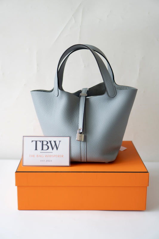 Pico 22 – Gris Pantin Clemence Leather with Palladium Hardware