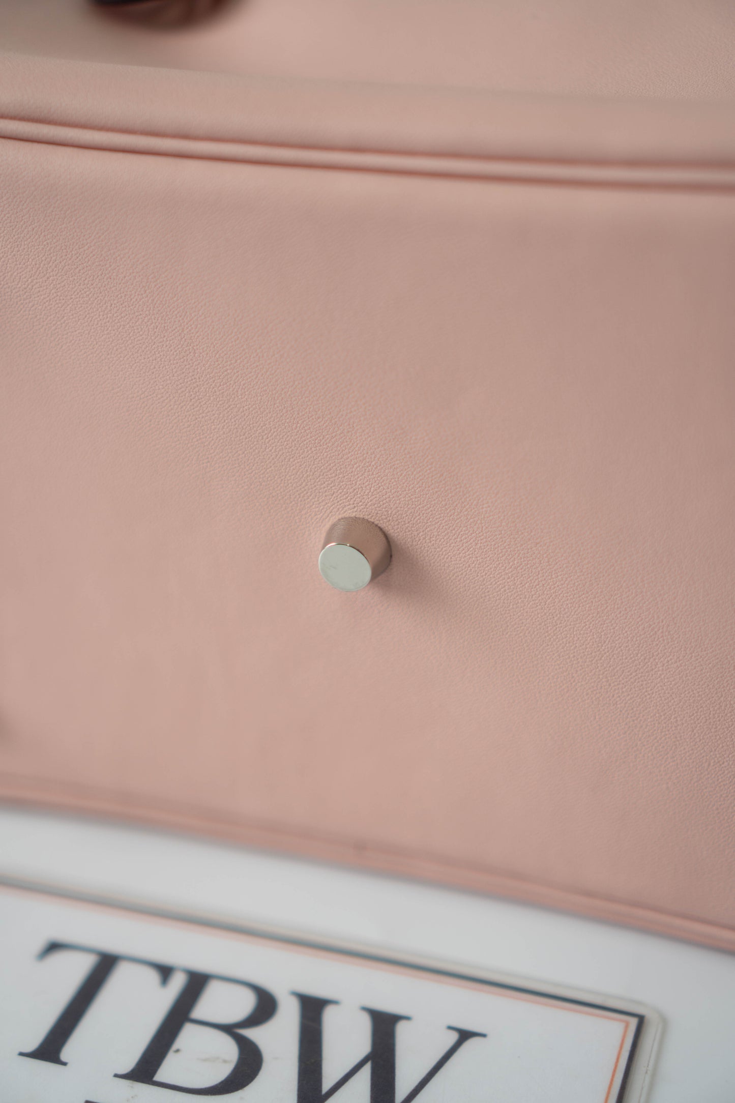 Lind 26 – Rose Sakura Swift with Palladium Hardware