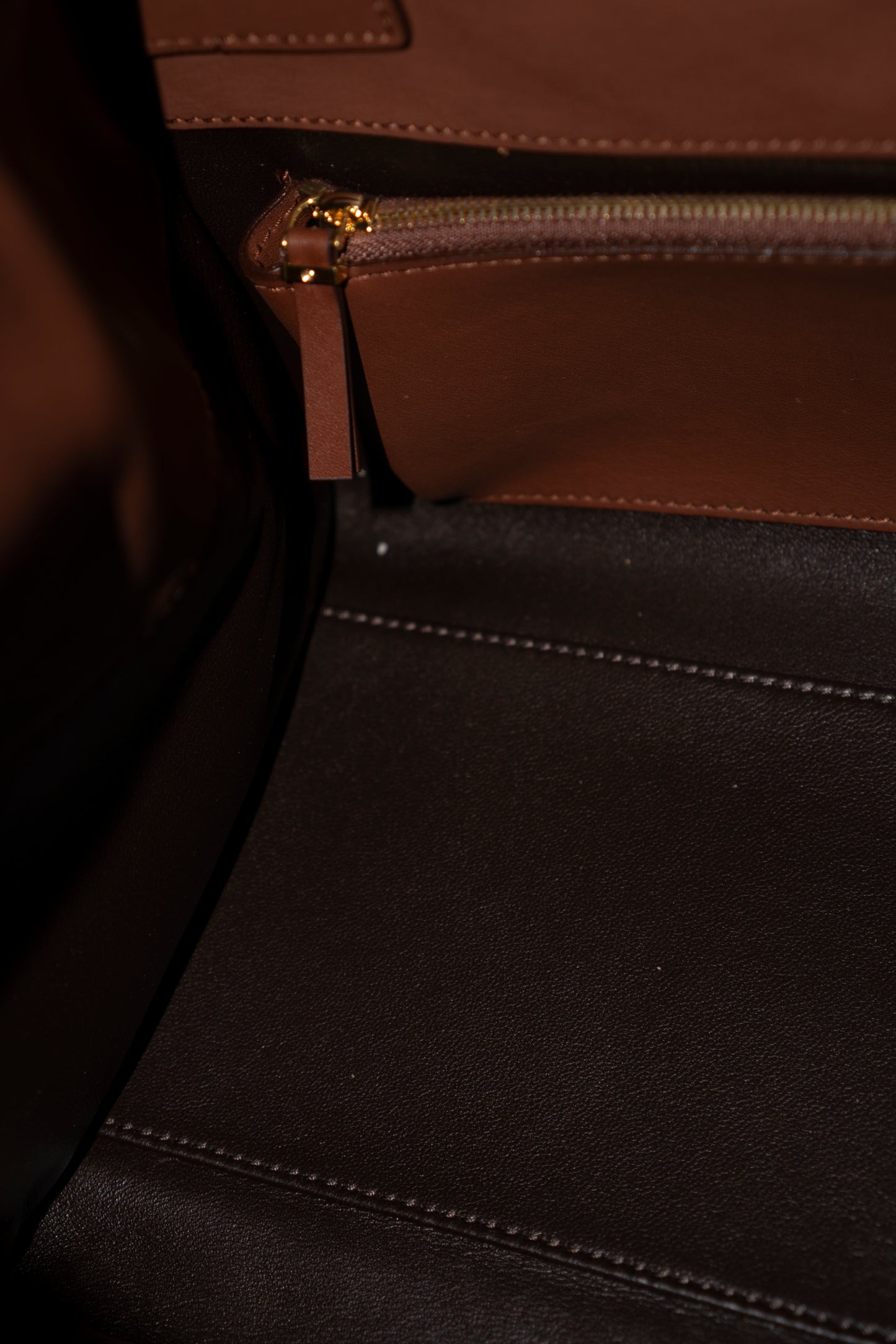 Margaux 12 – Smooth Saddle Leather in Masoni Cuir