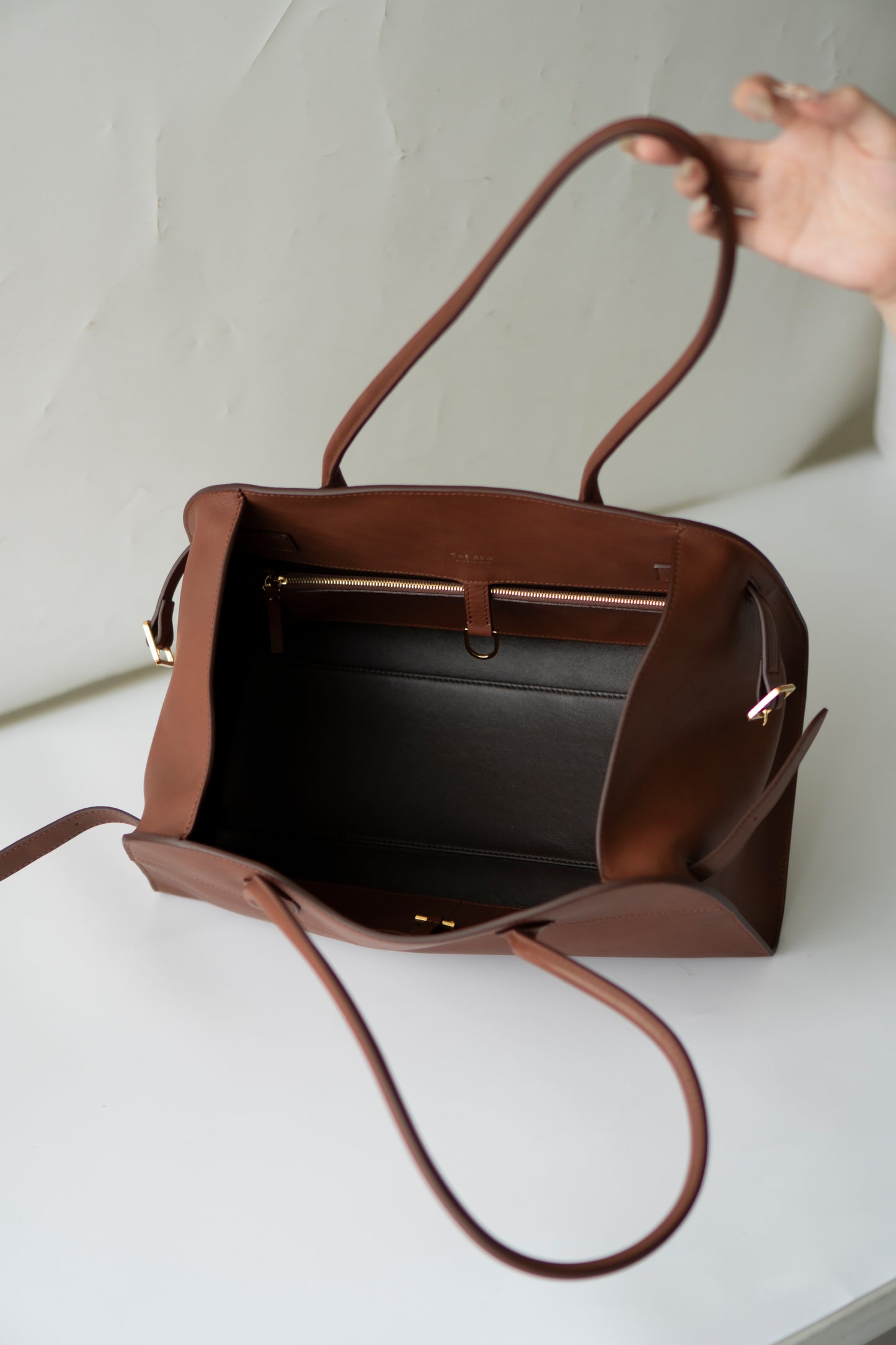Margaux 12 – Smooth Saddle Leather in Masoni Cuir