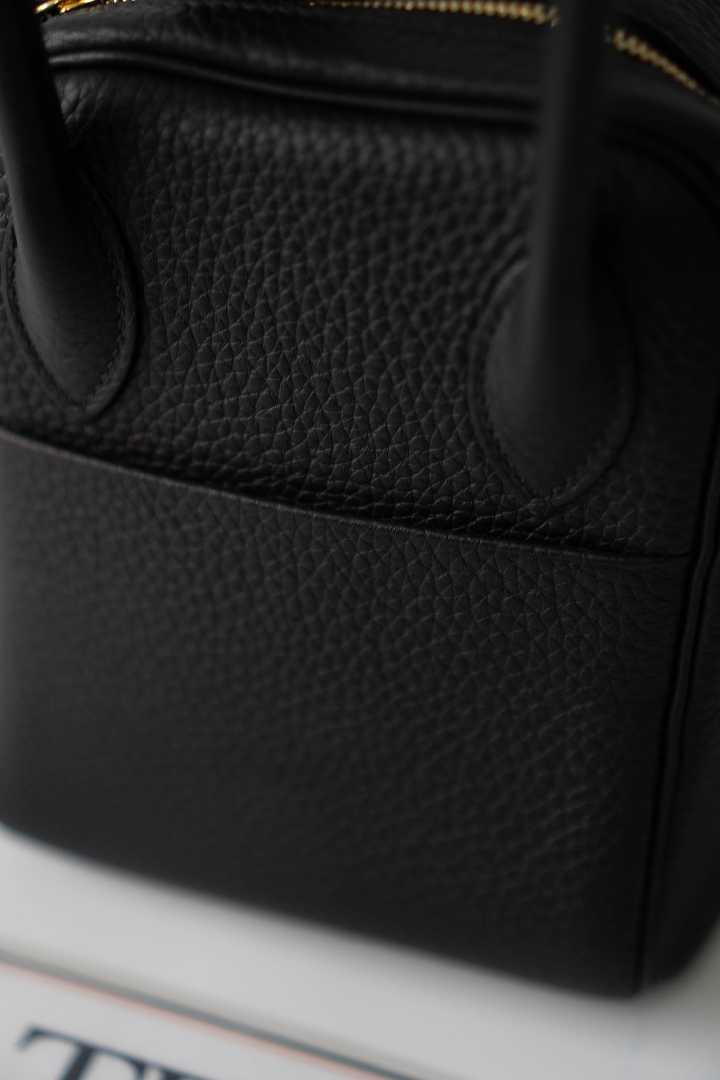 Lind 26 – Noir Clemence with Gold Hardware