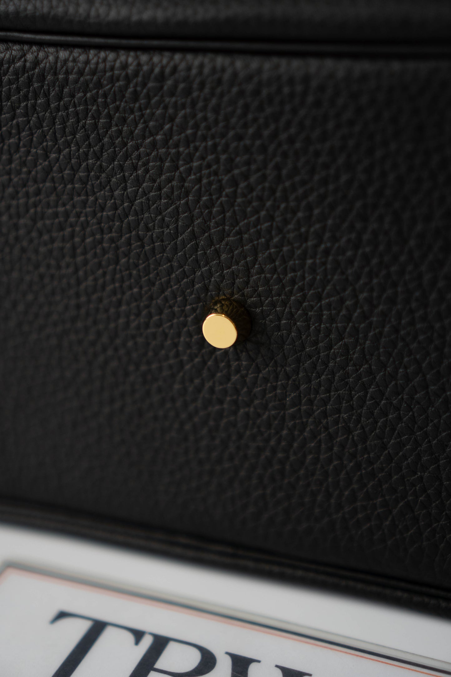 Lind 26 – Noir Clemence with Gold Hardware